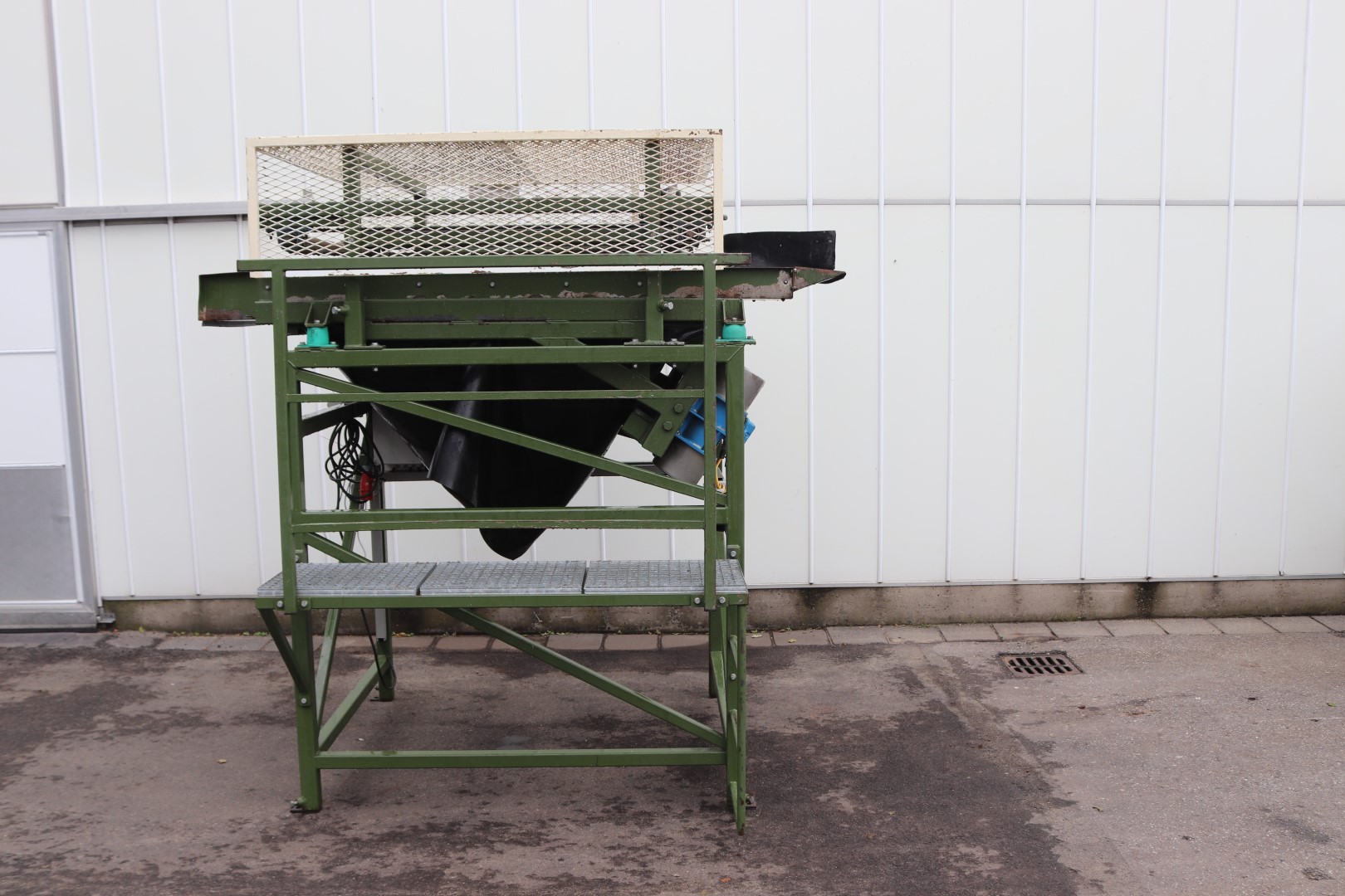 Schouten vibratory pregrader 150 x 100 cm