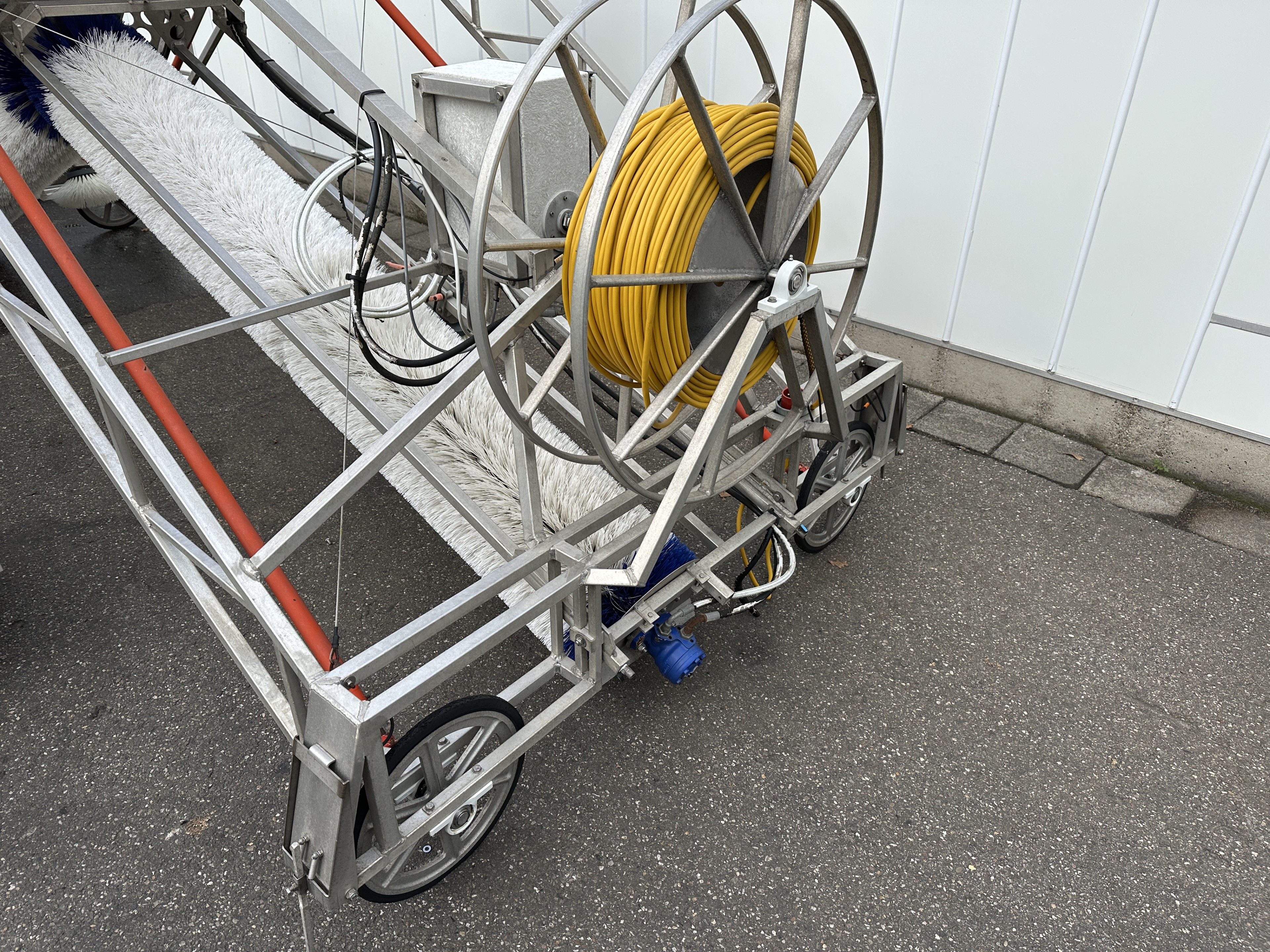 Besseling �����a ��� ����� ���� ������ 480 �� � ���-�������� � �����