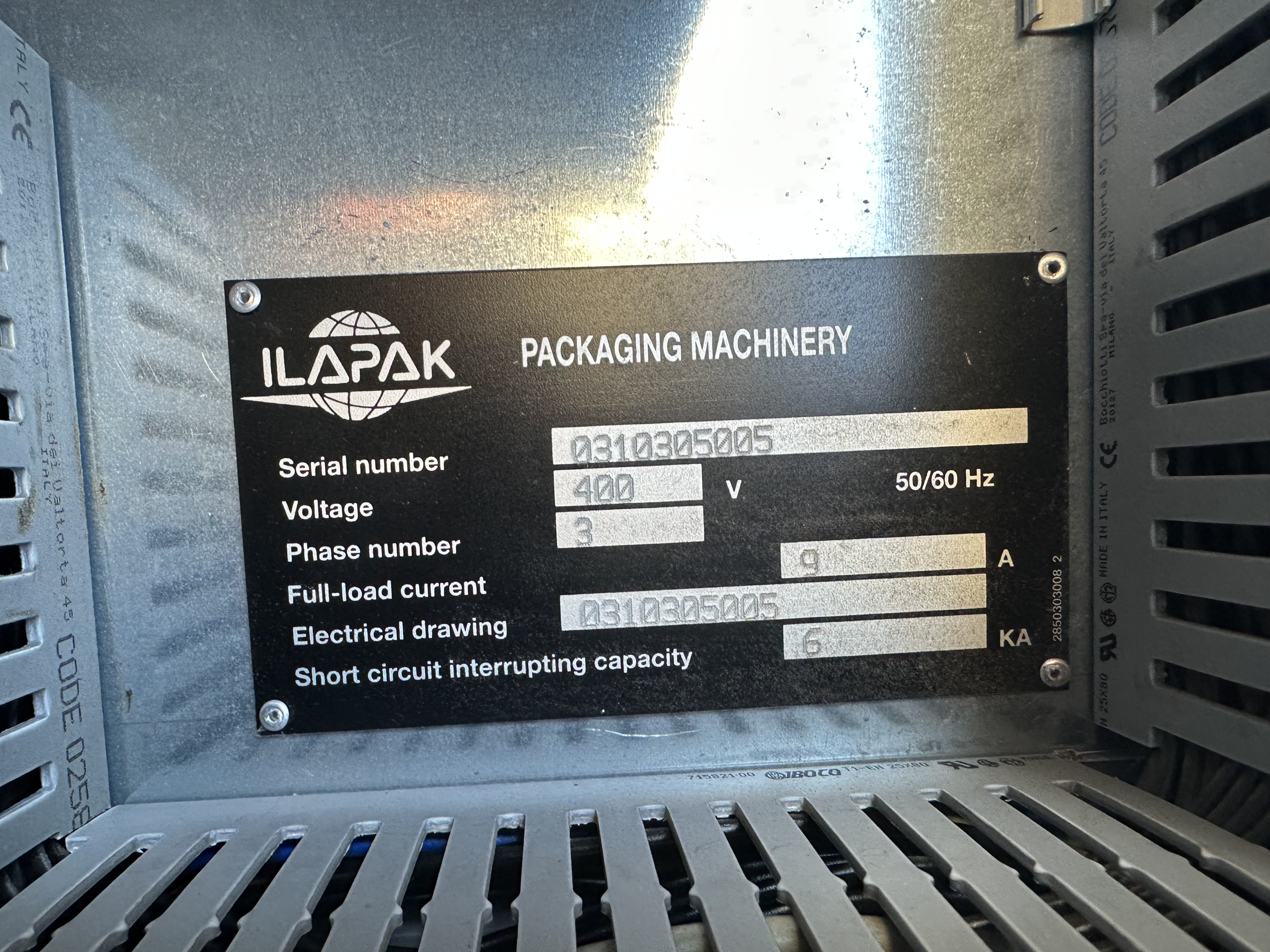 Ilapak Carrera 500 PC flow packaging machine