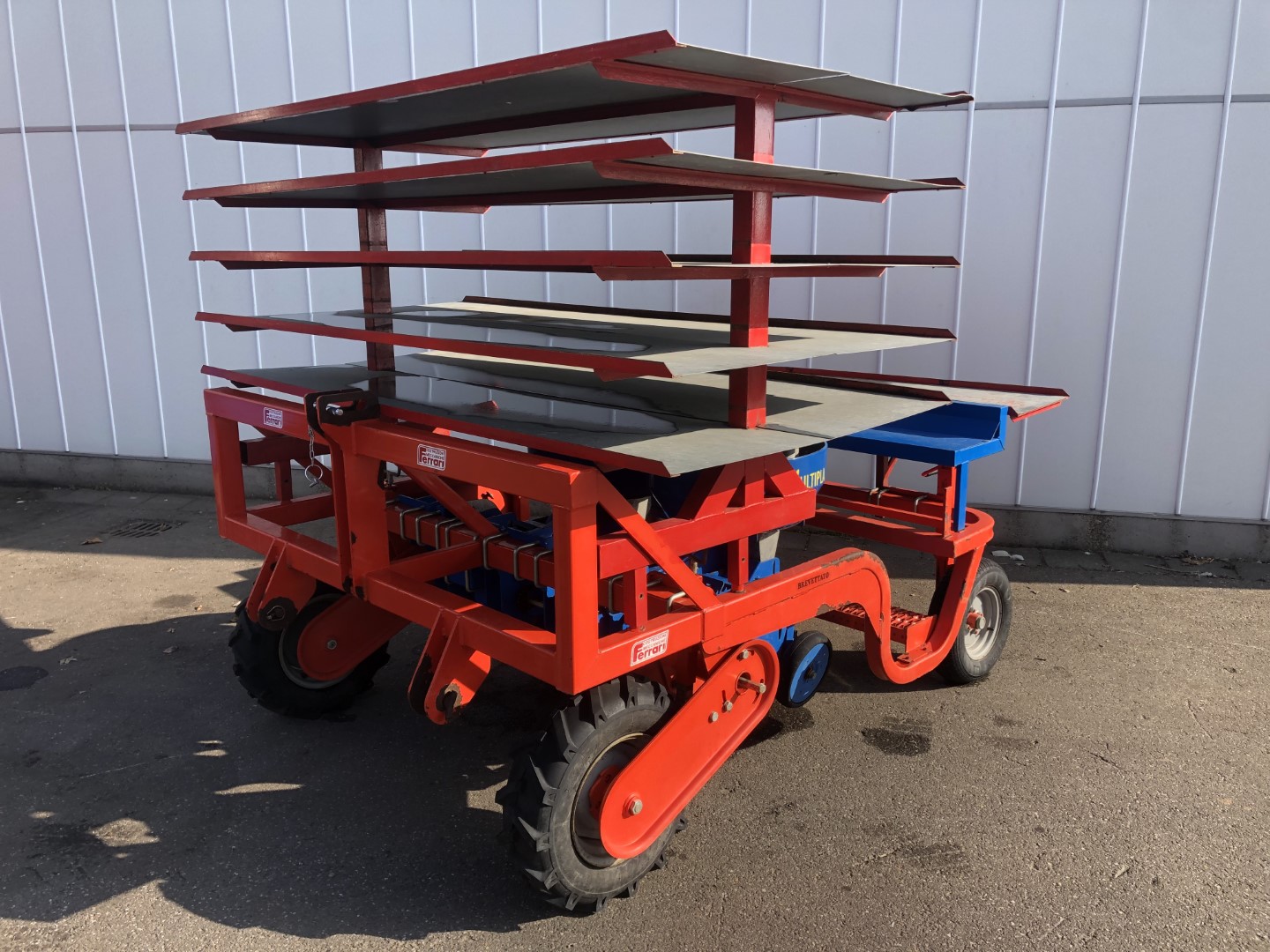 �������� ������ Ferrari FX Multipla 4 ����