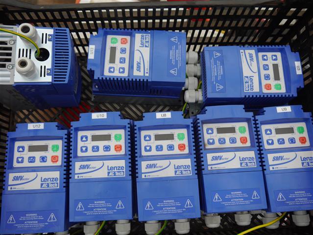 Lenze SMVector �������� ��� ESV 2,2 ���
