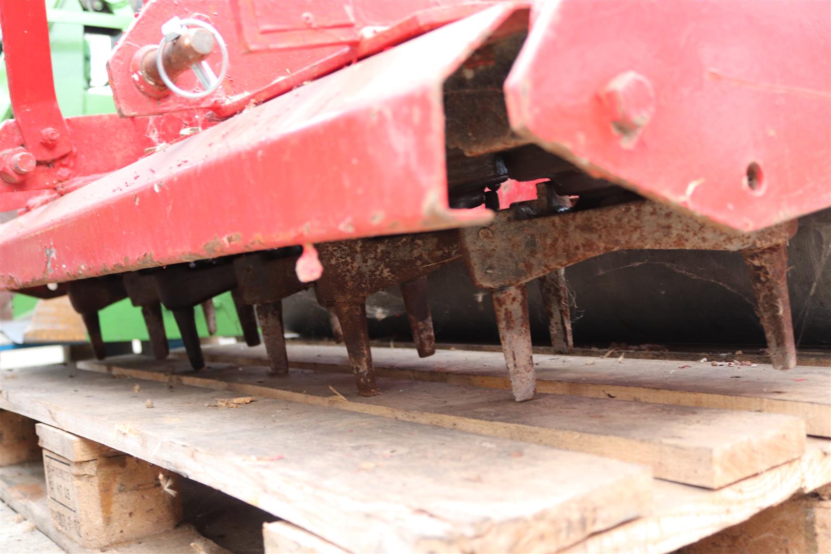 ����������� ������ Lely 135 �� � �������