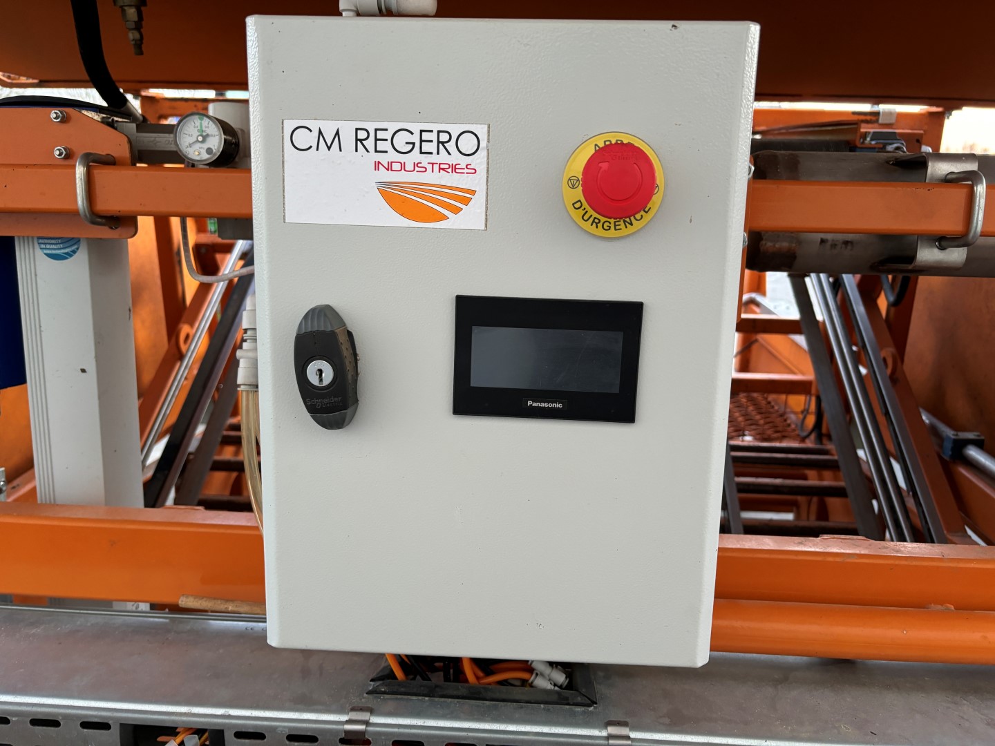 Regero R2010 Pассадопосадочная машина для салата 5 рядов