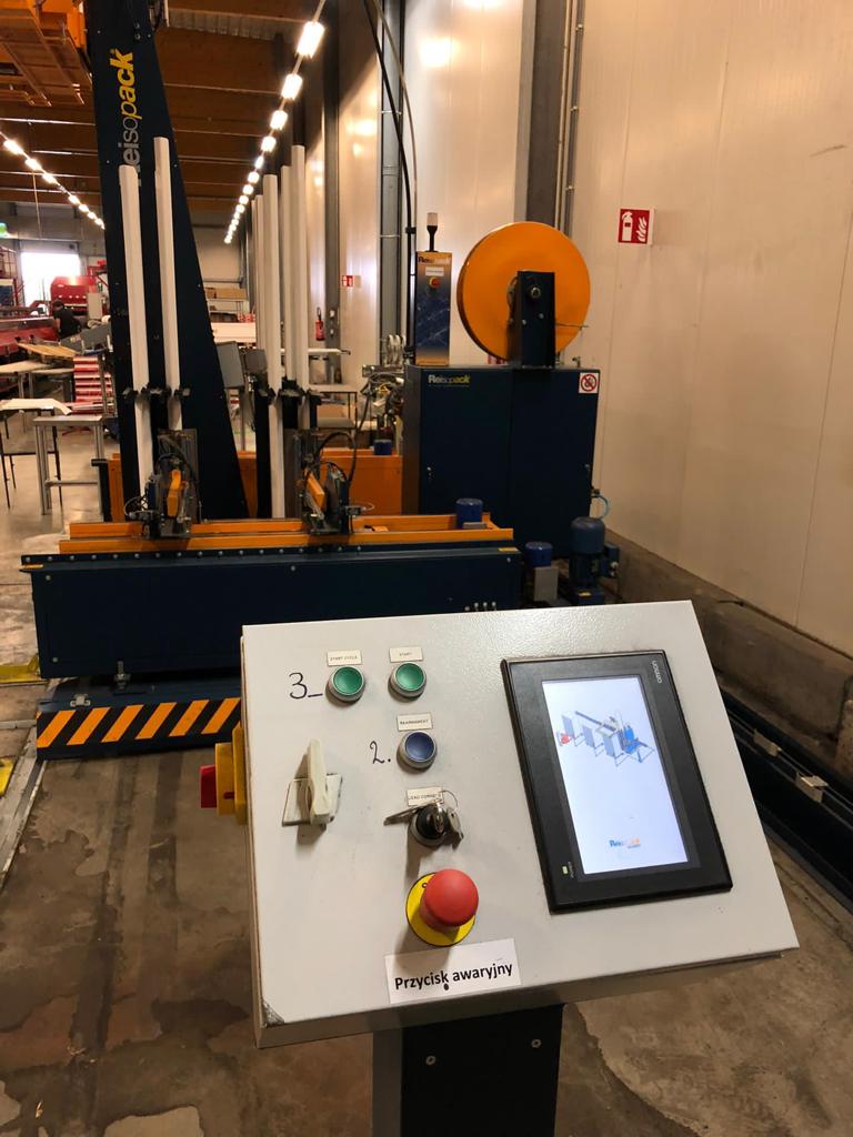 Reisopack 2915 automatic pallet strapping machine with pallet corners