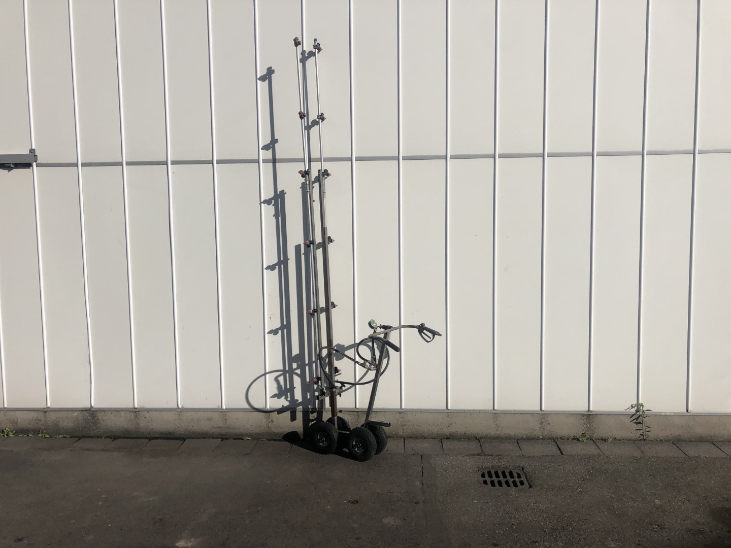 Brinkman spraying boom