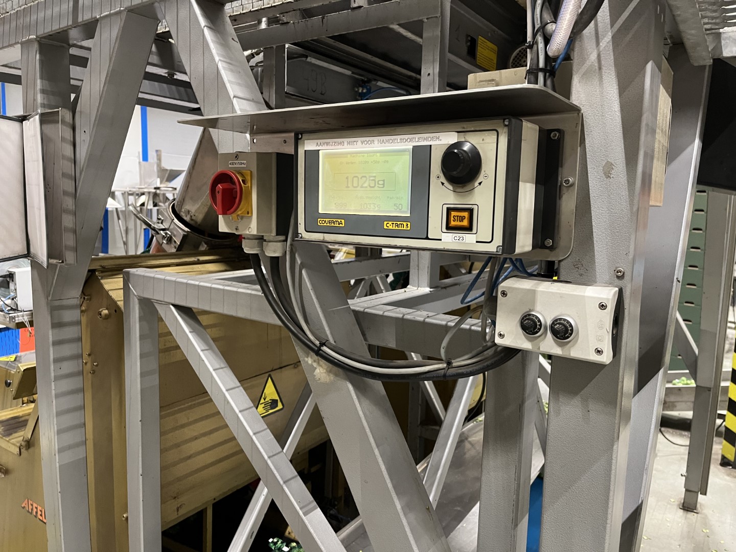 Affeldt weighing machine with C-Pack net clipper