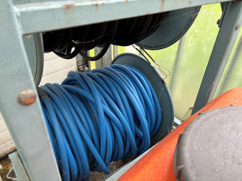 Besseling Roofmaster 400 Машинa для мойки крыш теплиц