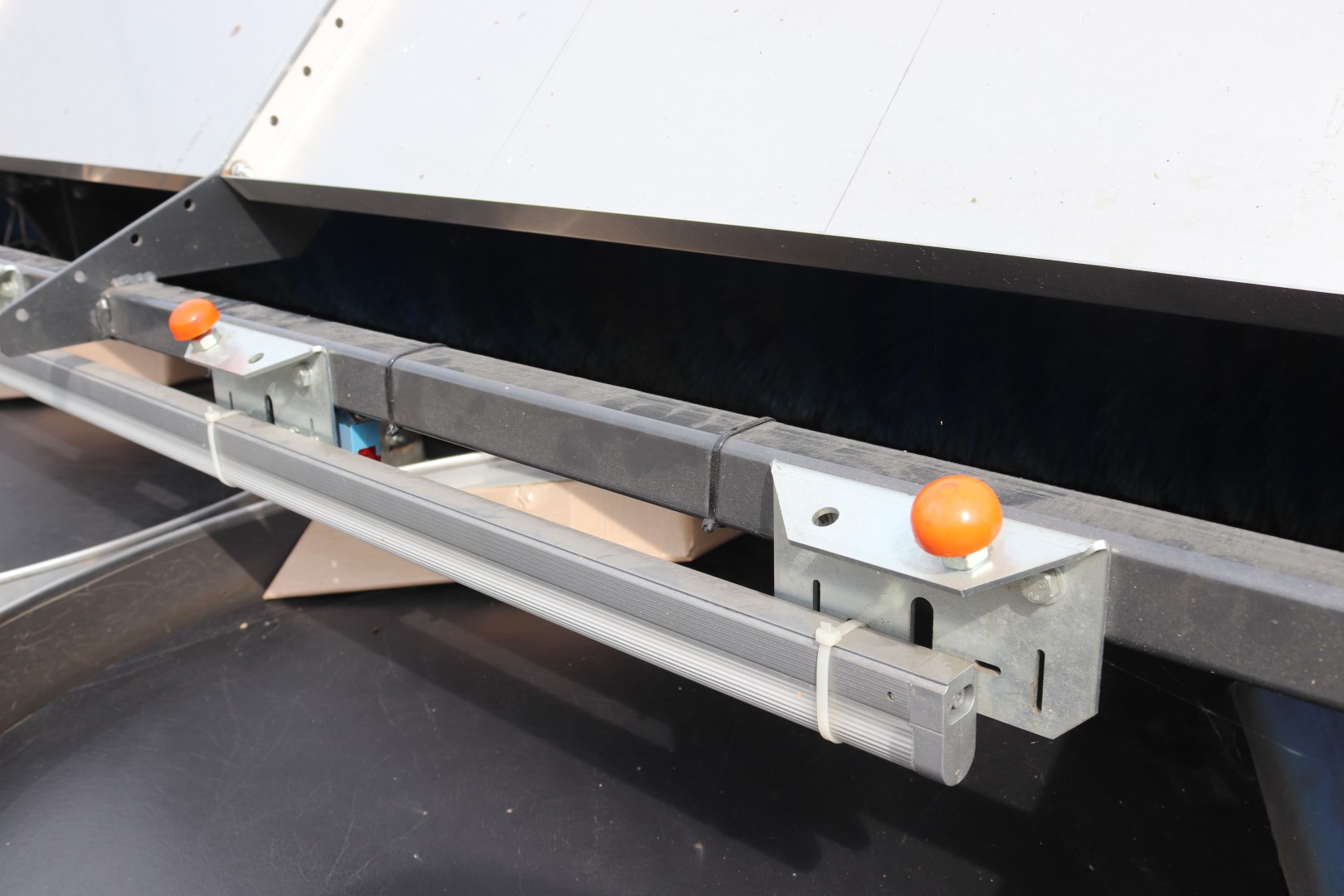 Compac electronic weight grader for apricots and plums