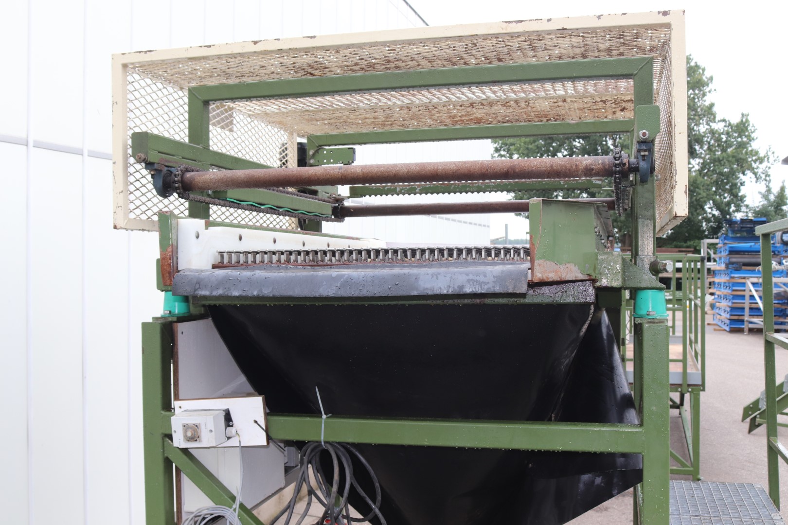 Schouten vibratory pregrader 150 x 100 cm