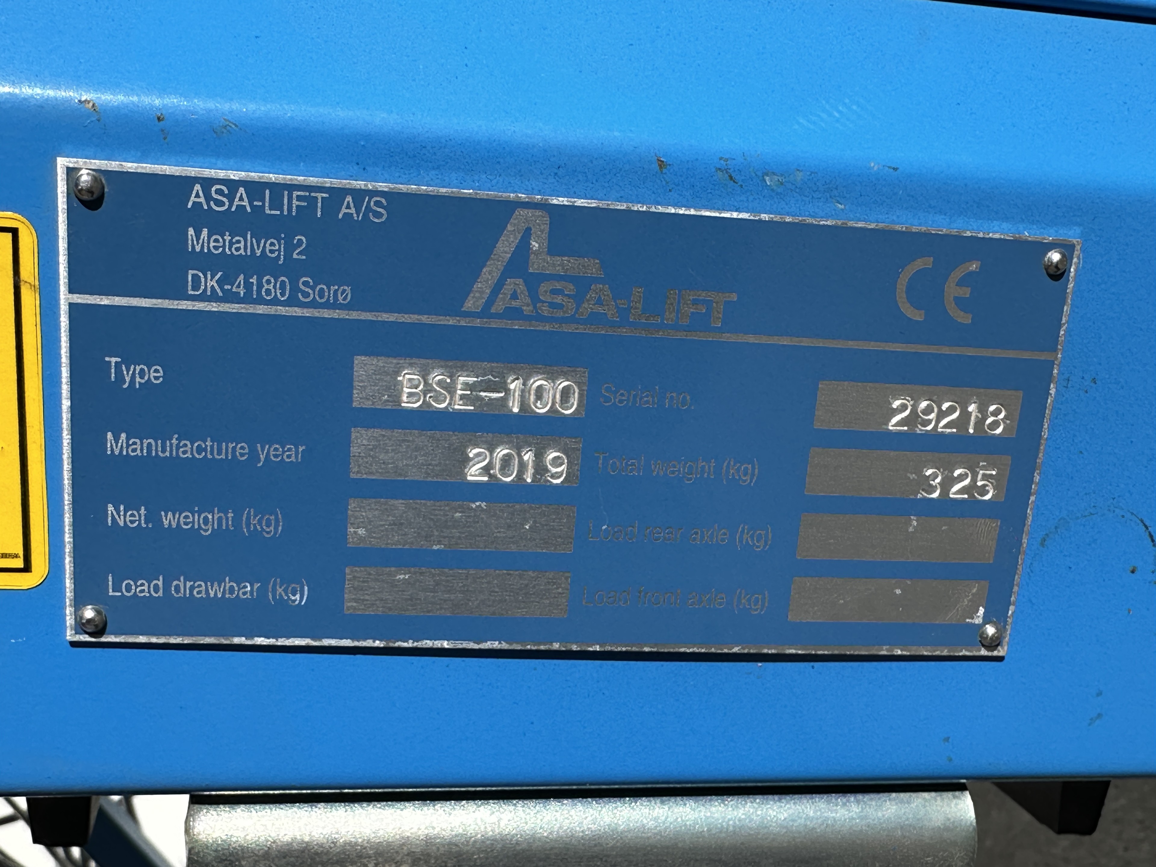 Asa-Lift BS-100 Машинa для сортировки по длине с бункером для корма и поперечным разгрузочным конвейером.