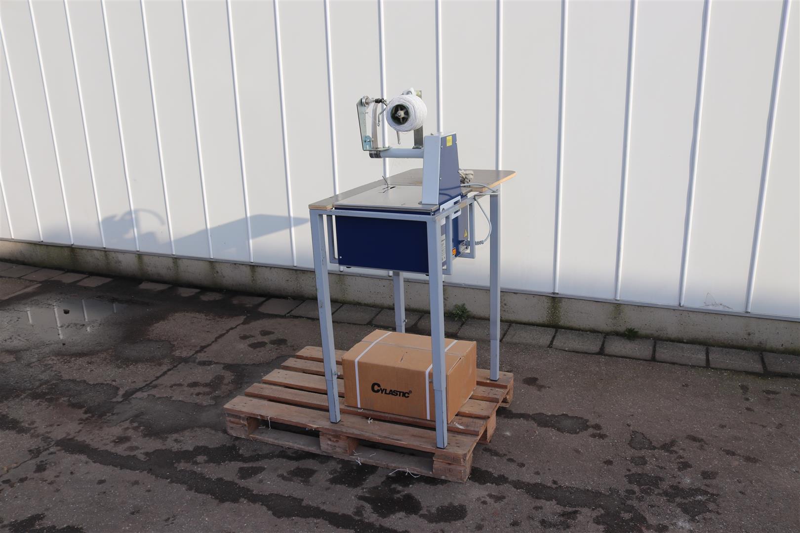 Папка Cyklop Axro FQ2C со столом