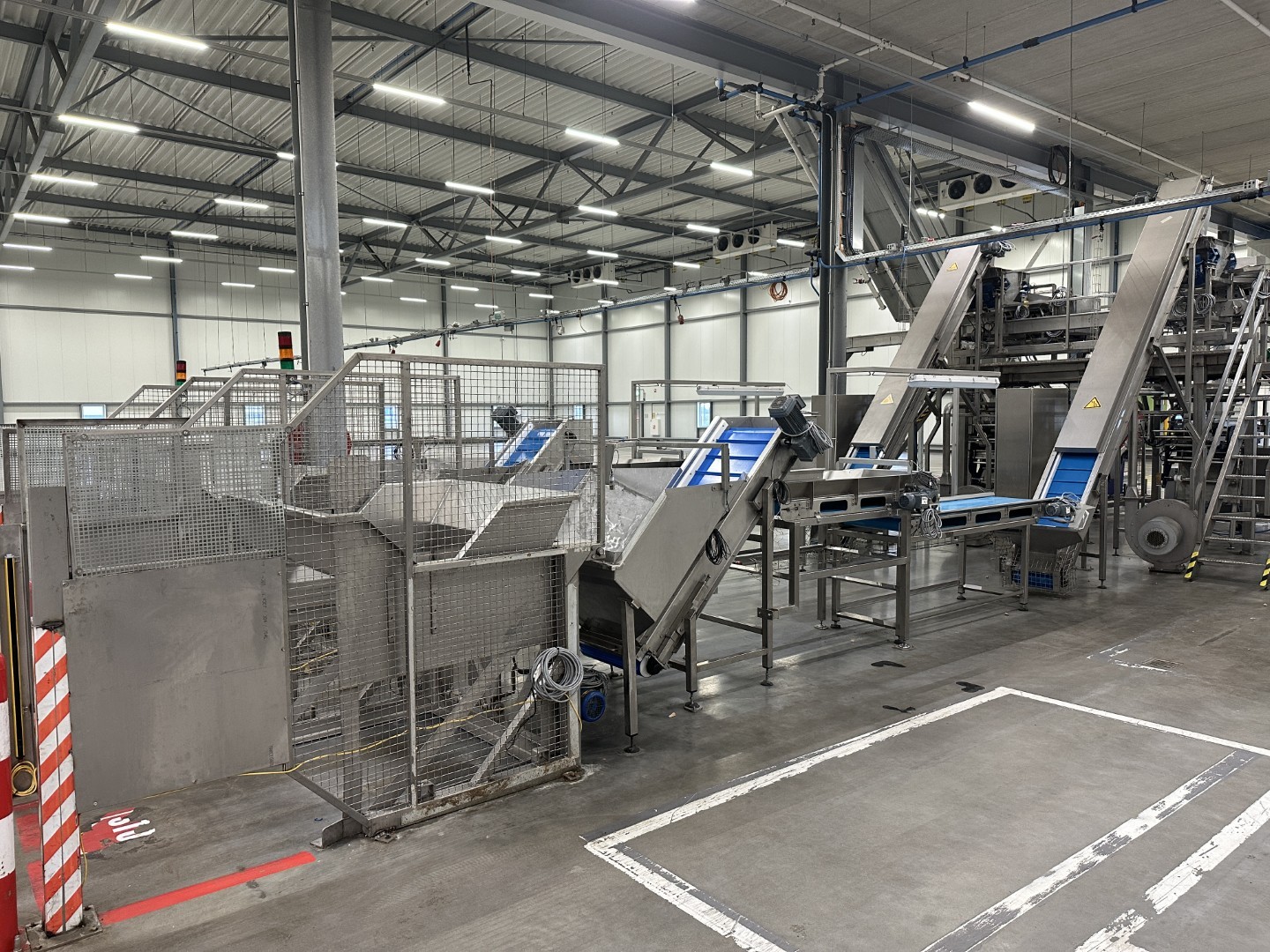 Jasa ����������� ����� � ������ ia Newtec � ����������������� Loma.