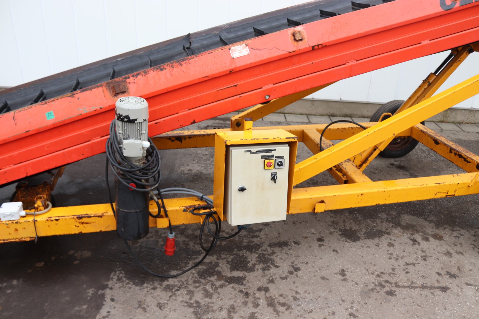 Climax CTE 1000-80 elevator / conveyor
