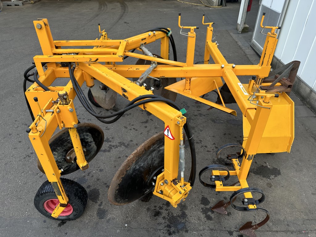 Panter 4-83 �����-/������������������