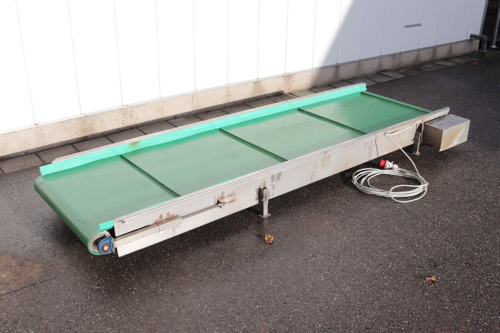 Stainless steel conveyor 300 x 85 cm