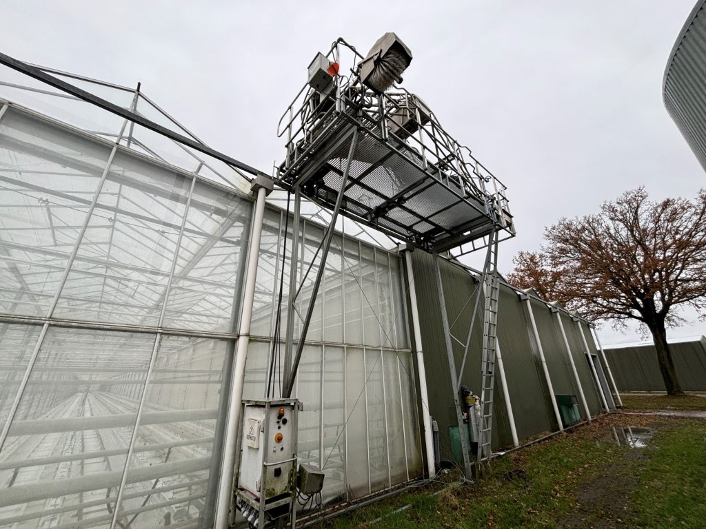 Besseling Roofmaster 400 Машинa для мойки крыш теплиц