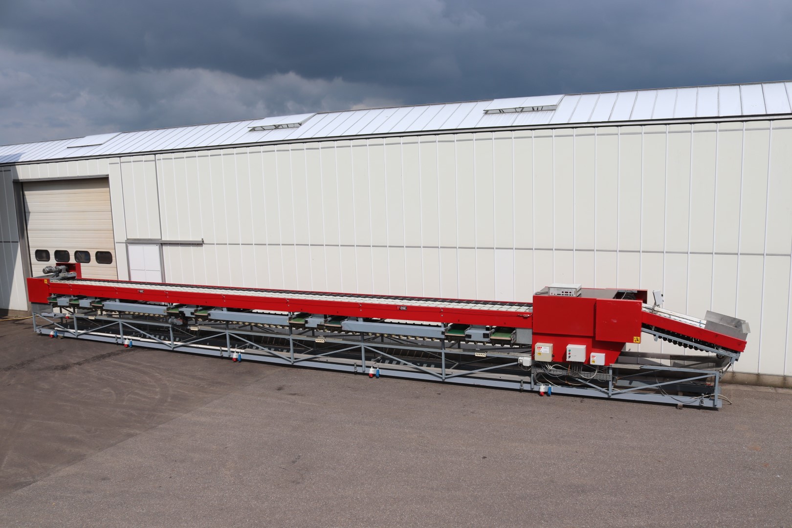 Aweta G3-8+1 weight sorting machine