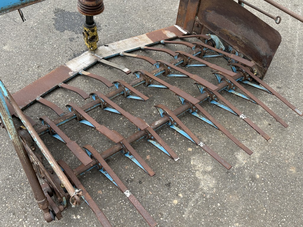 Magnifiek Вибрационная выкопочная скобa 135 см