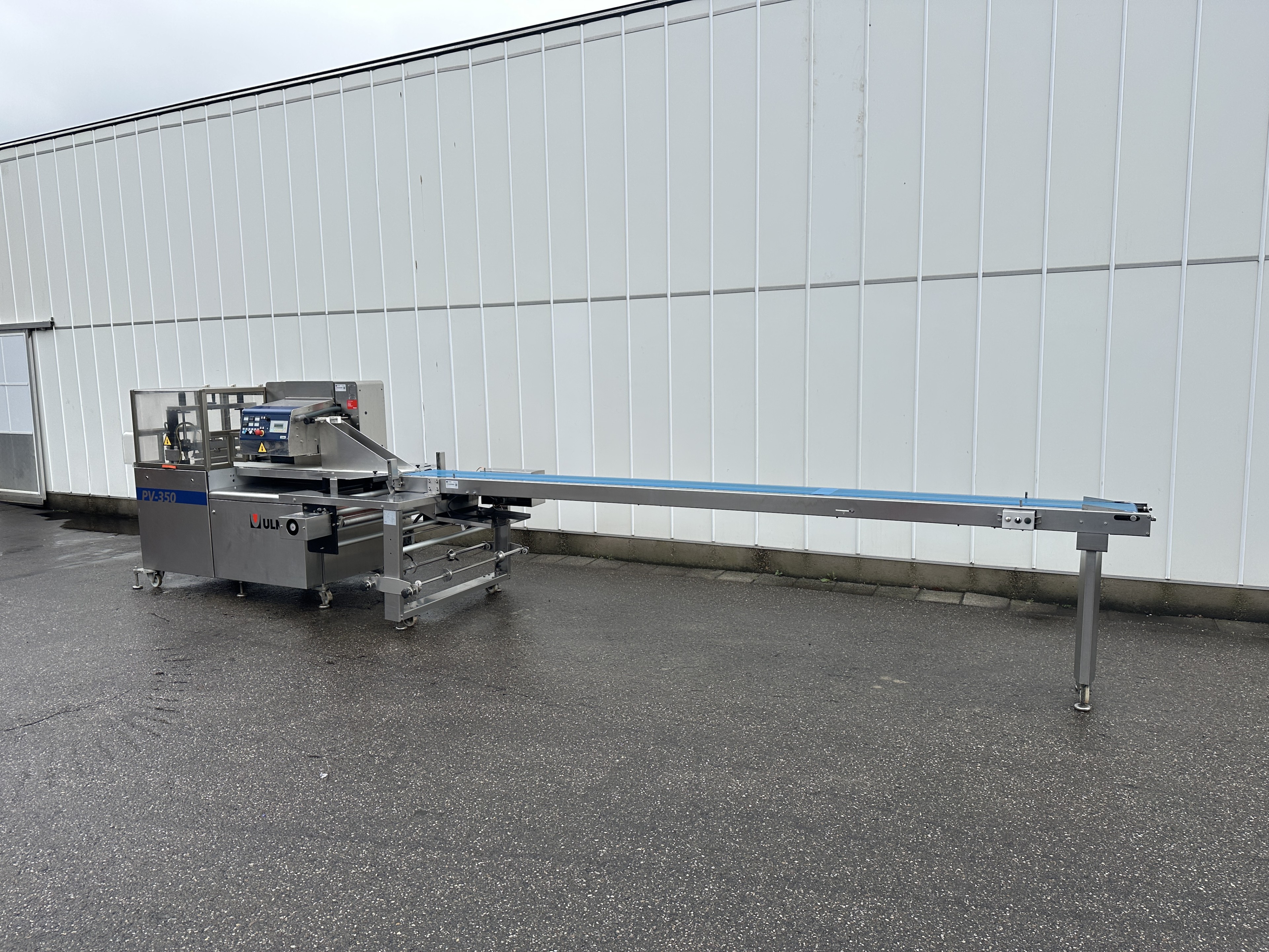 Ulma PV-350 ����������� ������ ����-��� (Flow pack) � ������� �������� ����������