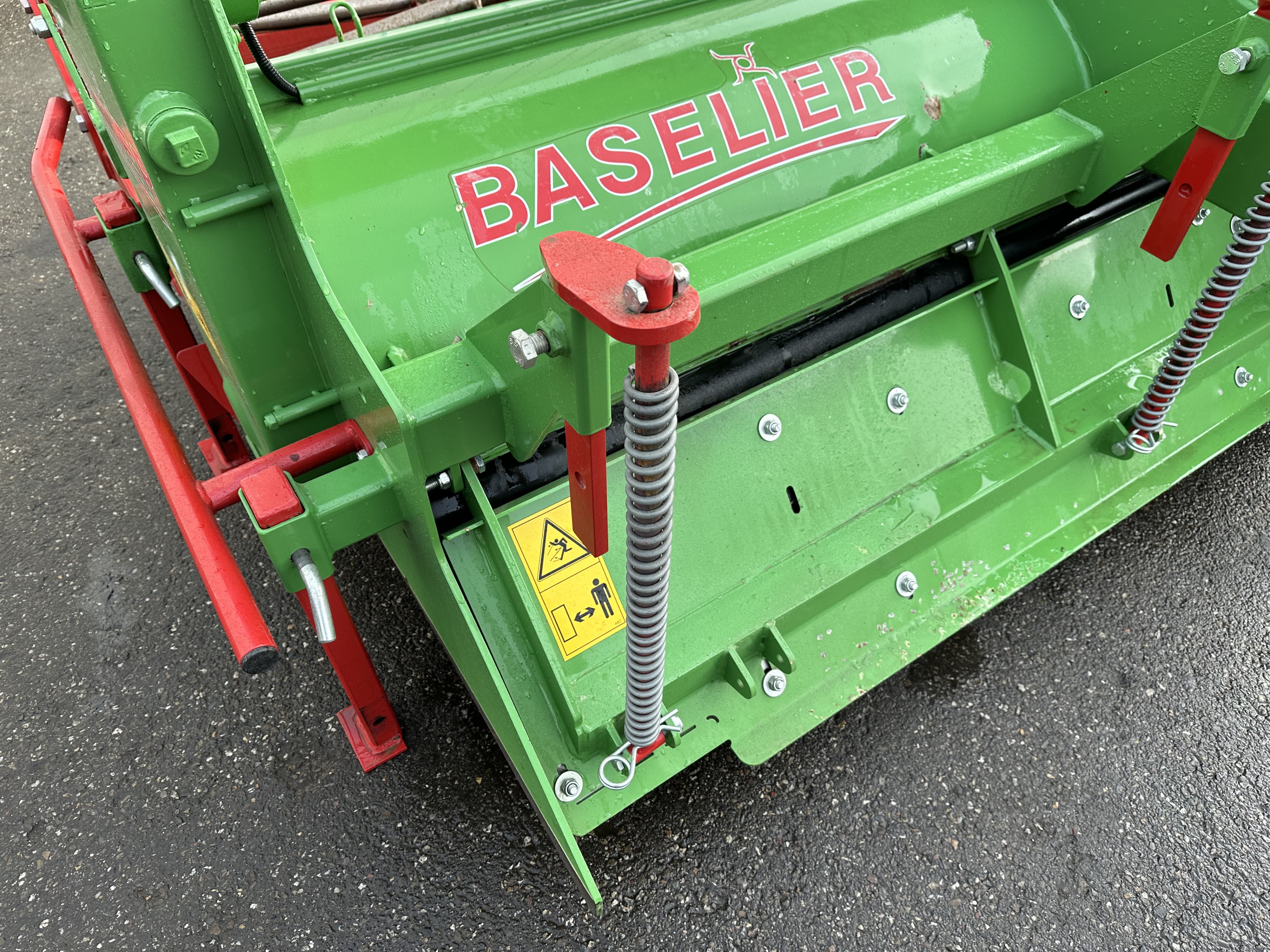 Baselier FF310 Грядо-/гребнеобразователь