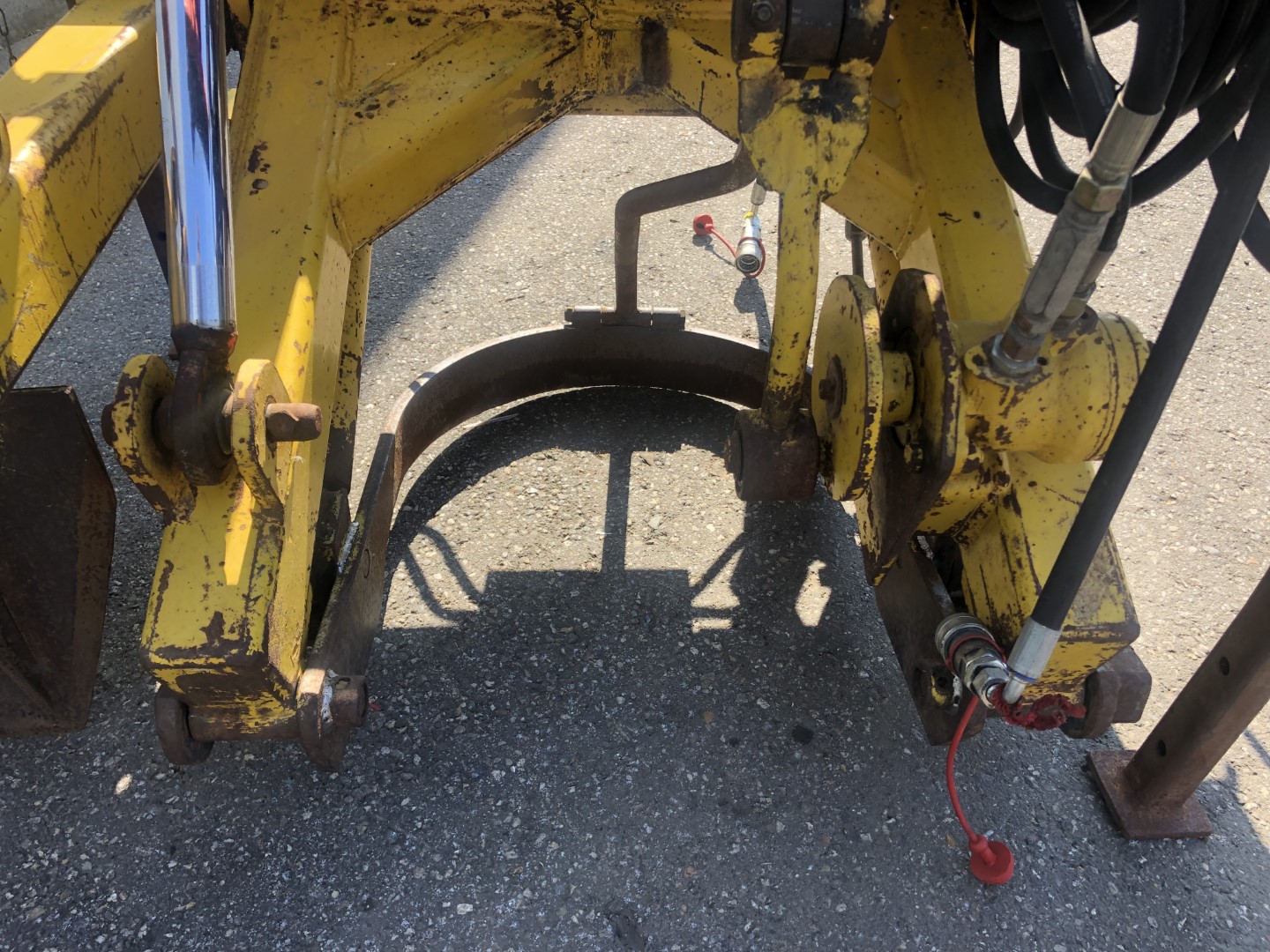 Damcon tree lifter