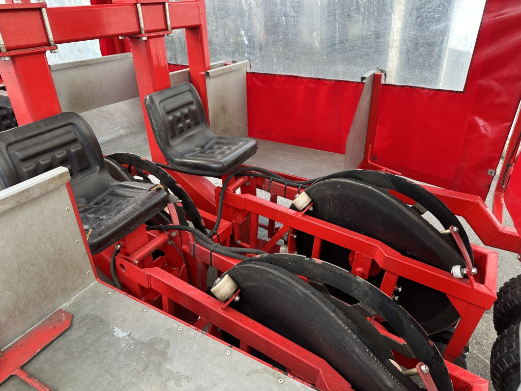 Elco ������ ��� ������� � ����� 4 ���� � �������
