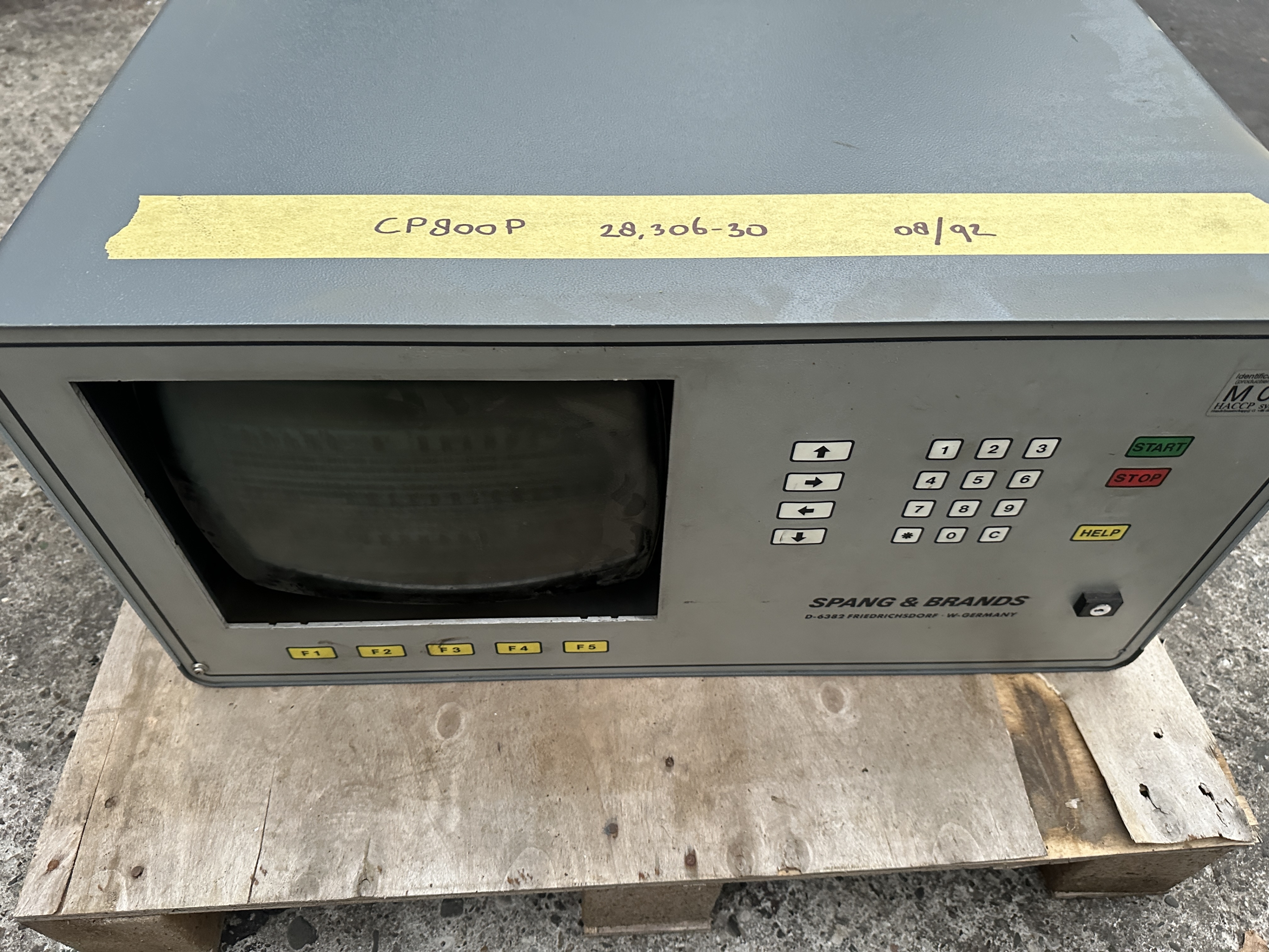 S&B CP800P Весовой дозатор с рамой и 3 элеваторами подающие конвейеры