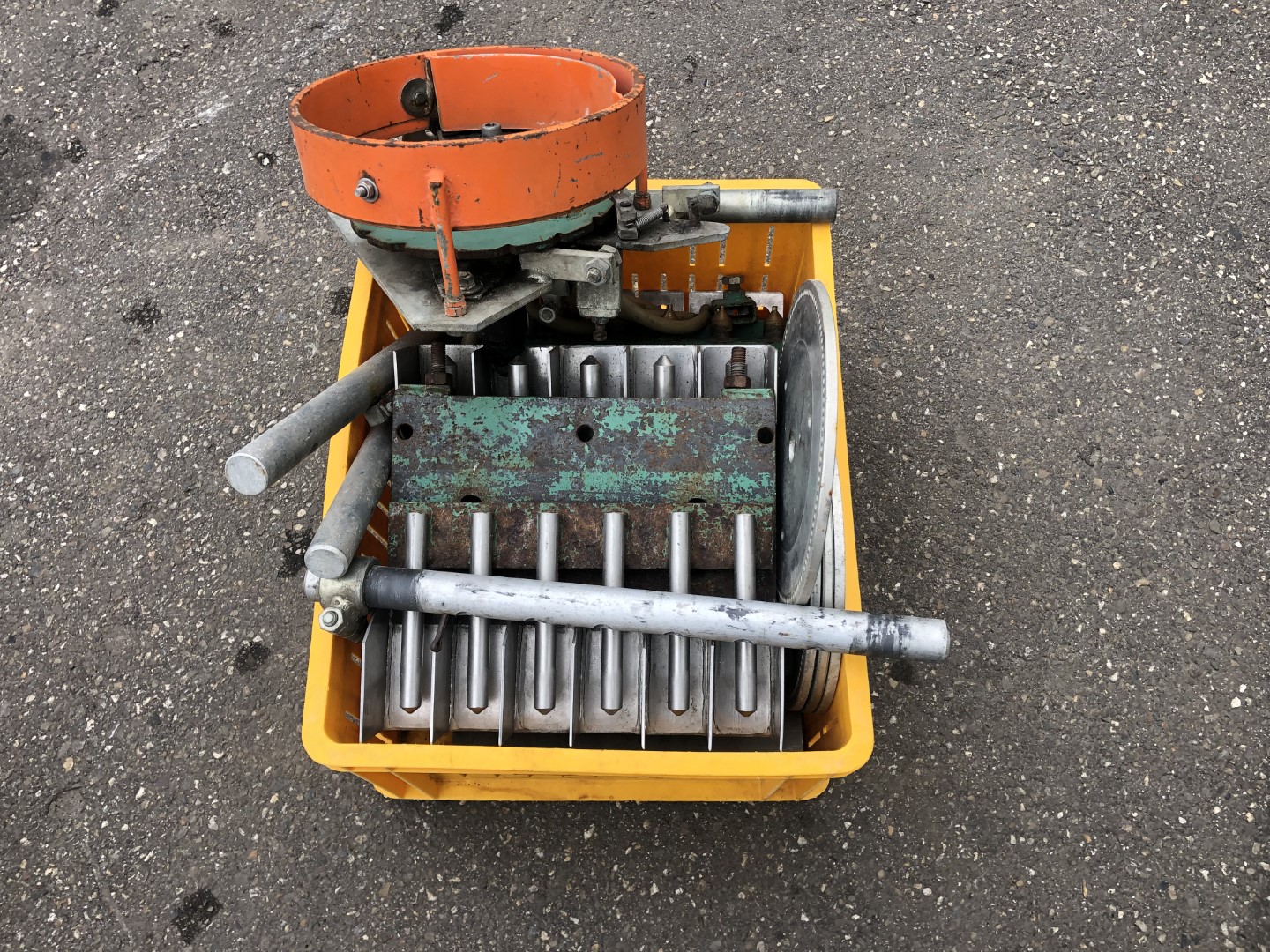 Блокировочная машина Unger с сеялкой