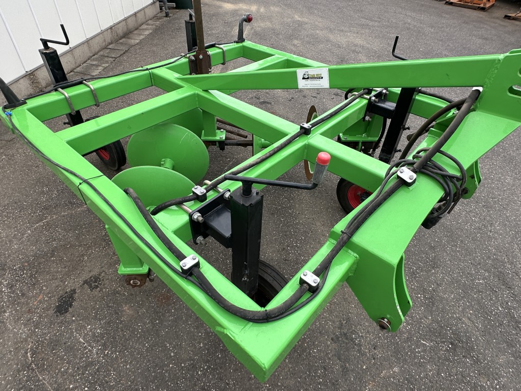 Tordisc Дисковый комбайн Mechanisatie Haarlemmermeer для уборки лука и красной свеклы