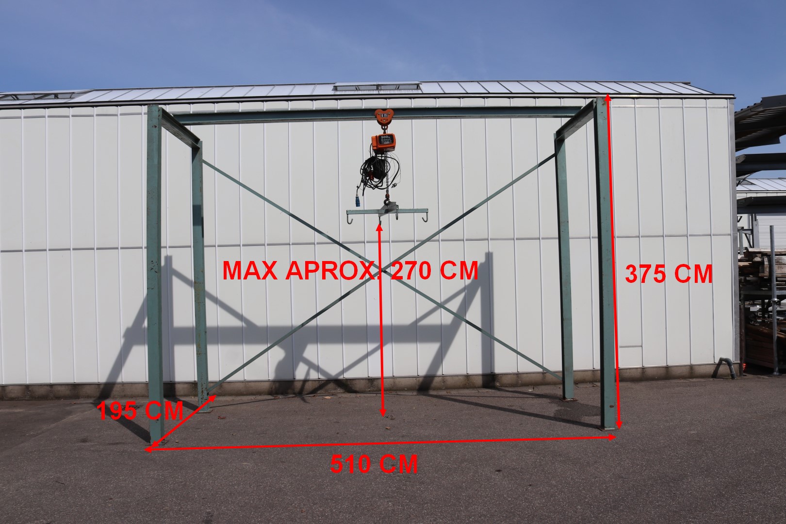 Electrical hoist with frame