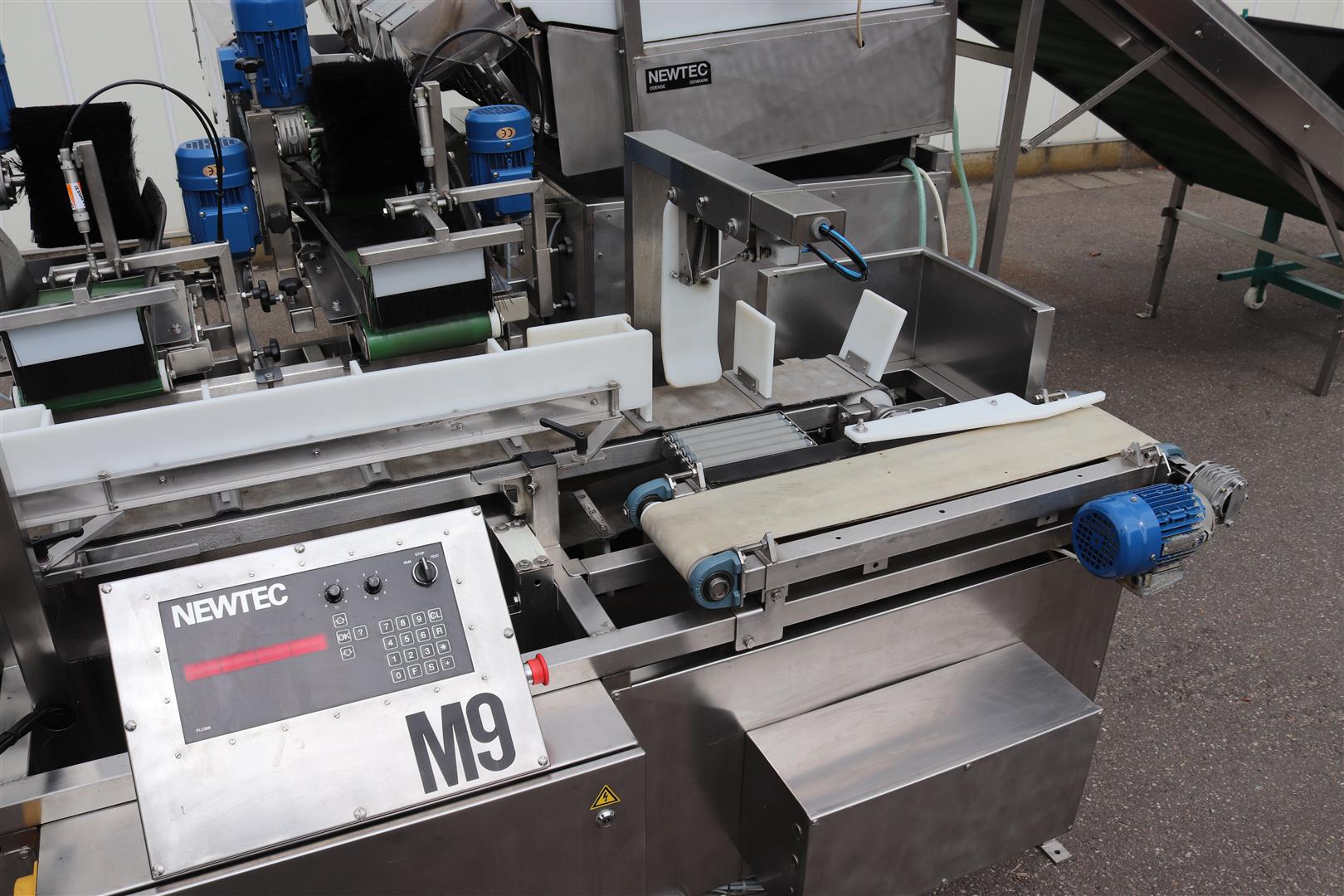 Многоголовочный весовой дозатор Newtec 2009A с машиной для наполнения корзин NBM61A