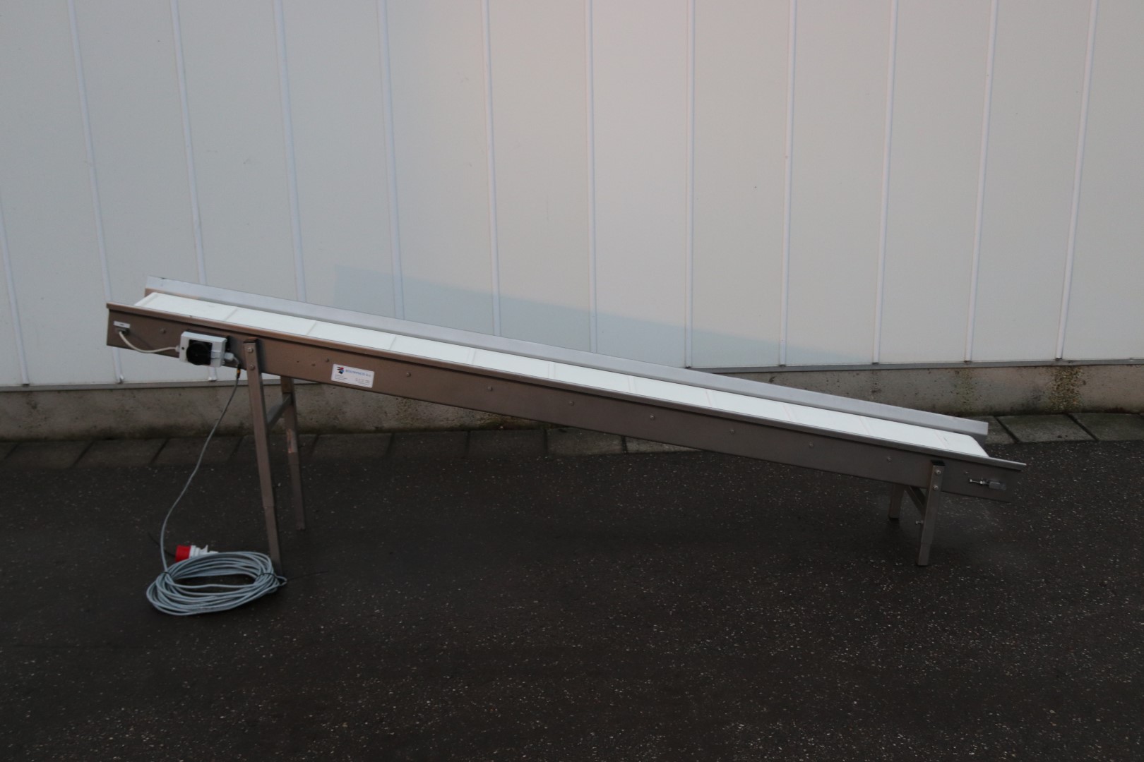 Bouwpaco stainless steel conveyor /elevator 265 x 30 cm