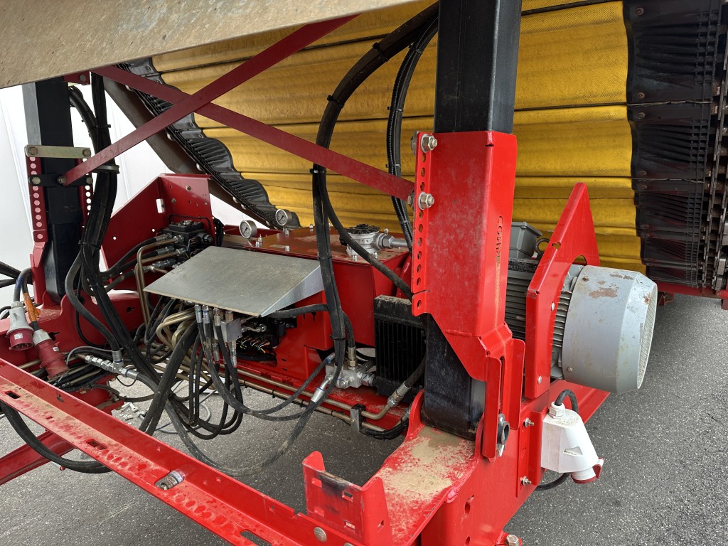 Grimme RH24 - 60 Combi Приемный бункер с предварительным сортировщиком и инспекционным столом