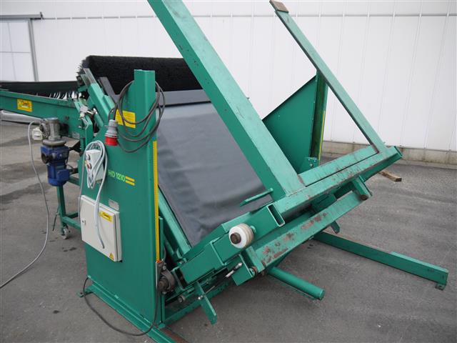 Greefa HD1210 boxtipper с регулируемым дозирующим конвейером для фруктов.