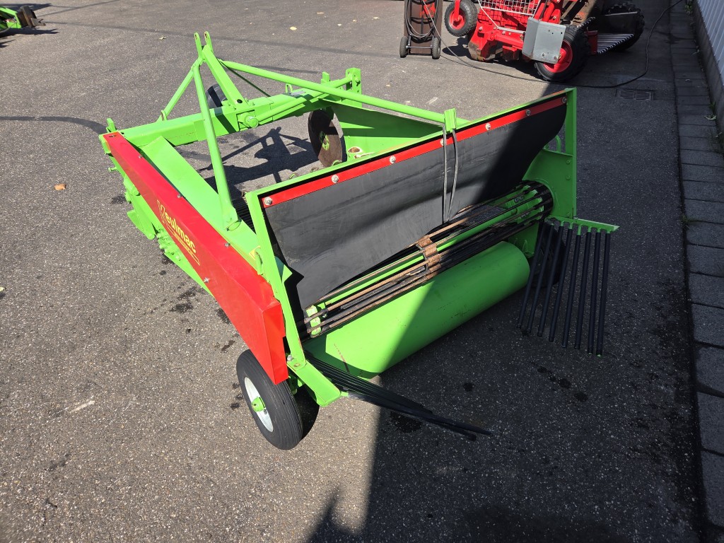 Unia Wega 1400 ������������������ ������� ������ 140 ��