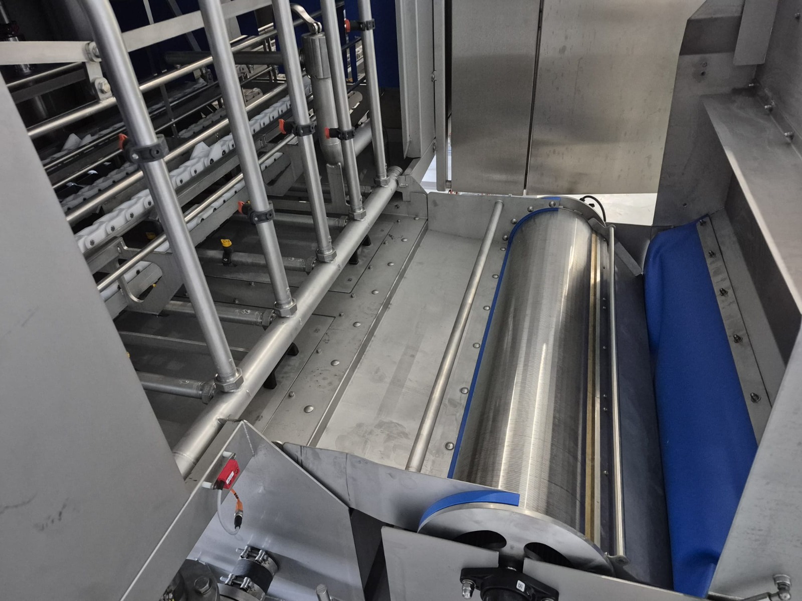 Unifortes UNI-W350.100H + UNI-D200.100 Машина для мойки ящиков и кассет