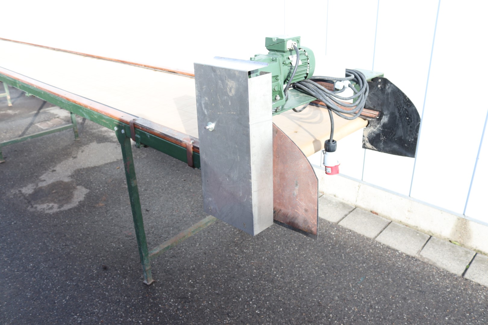 Compas inspection conveyor 690 x 75 cm