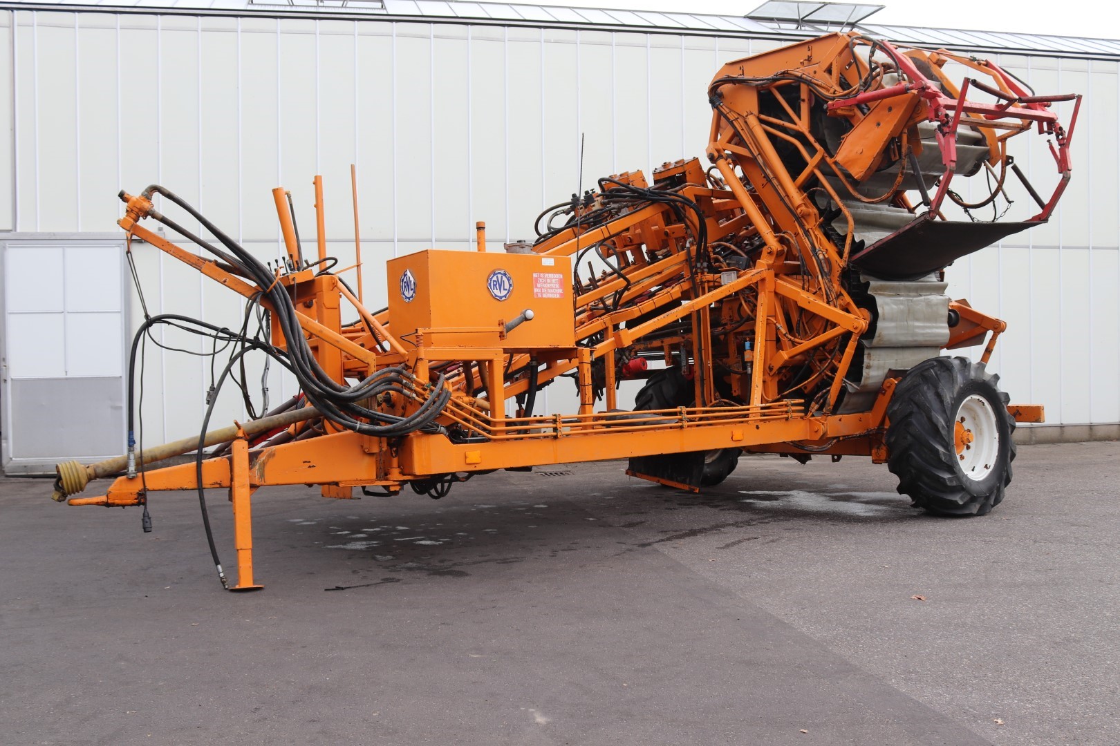 Vecon-RVL carrot harvester 2 rows
