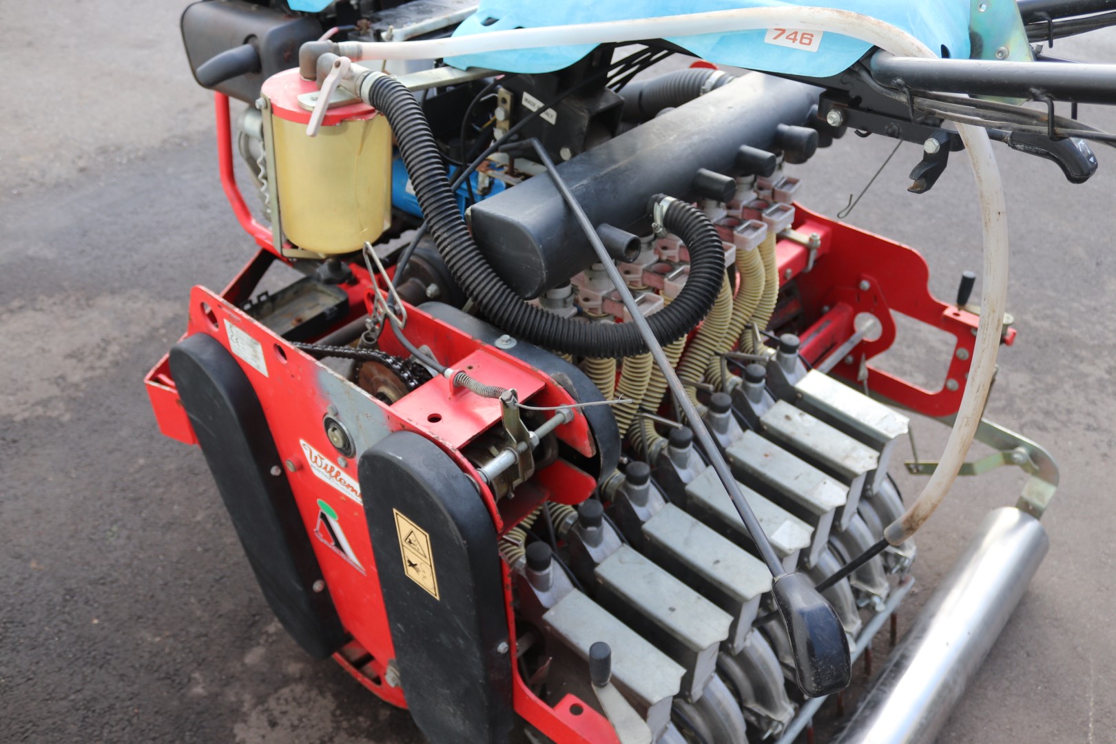 Сеялка точного высева пневматическая Agricola модель M-815-SN