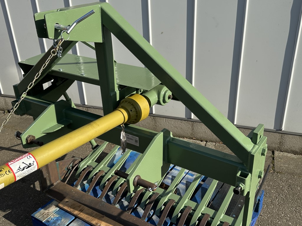 Compact E142 Вибрационная выкопочная скобa 142 см