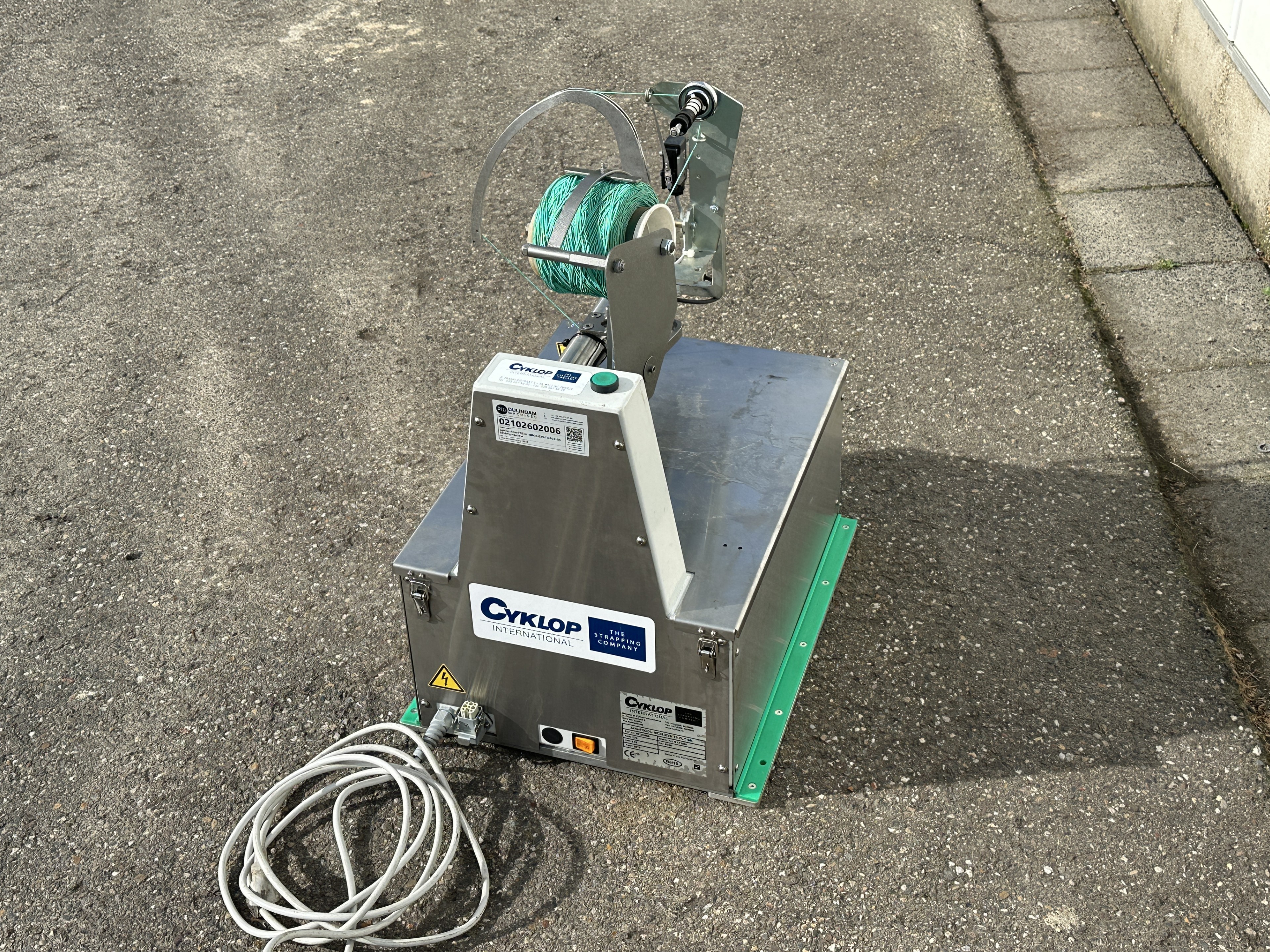 Cyklop Axro-FQC2-L-MD35-RVS-TS-PLC-SK Переплетная машина + эластичная коробка