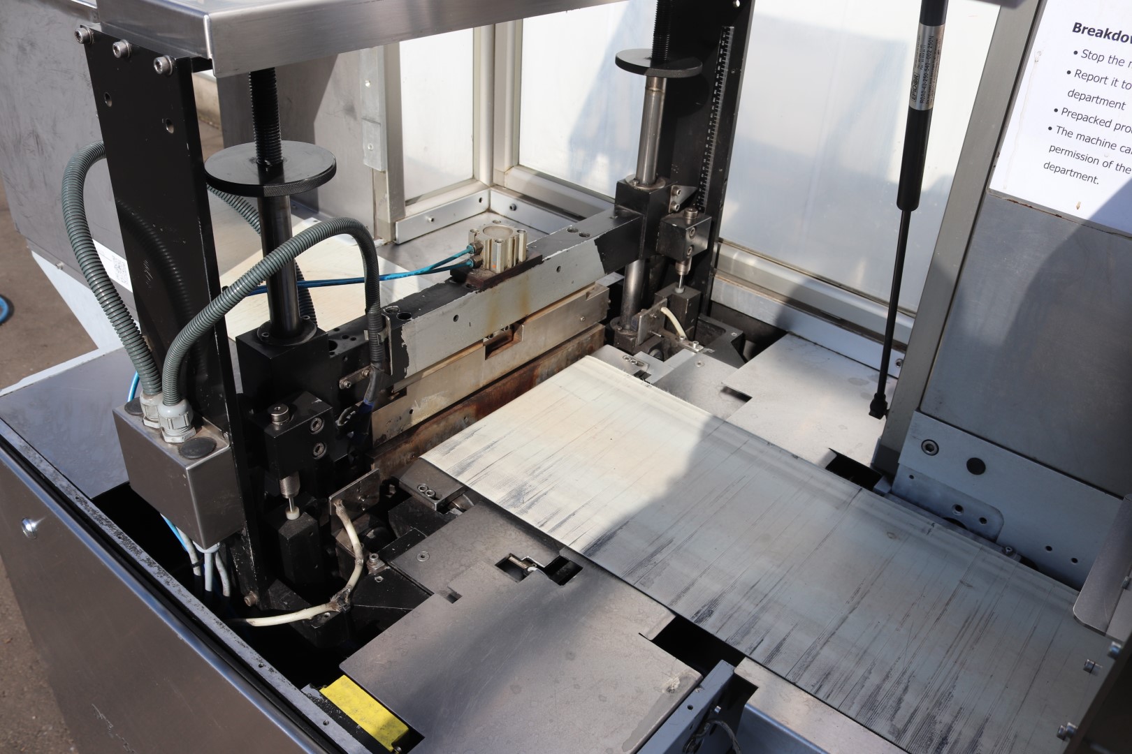 Ulma PV-350 LS-HIX flowpacker � ����������� ������