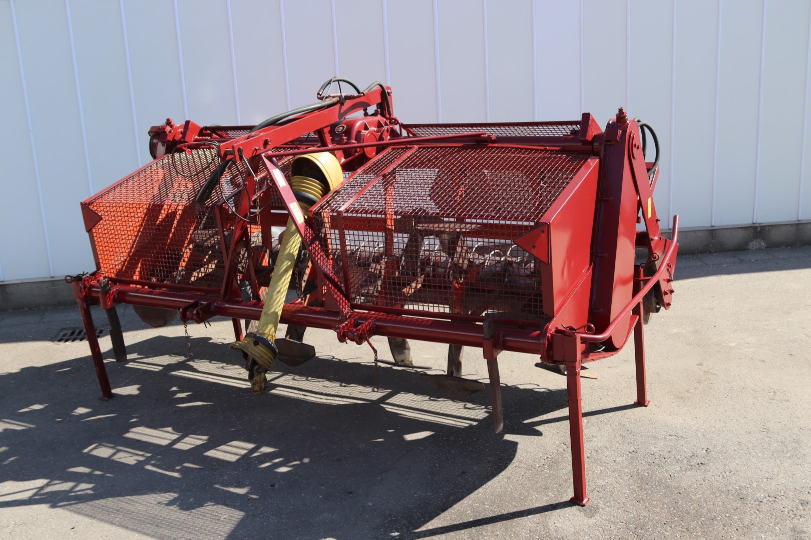 Farmax DRF245LHDH Землеройная машина с граблями