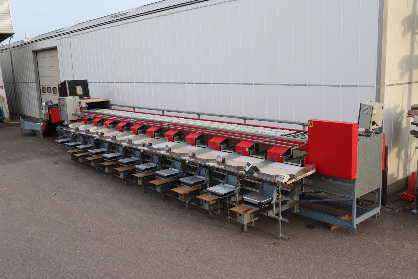 Aweta GM3-10 grading machine for peppers