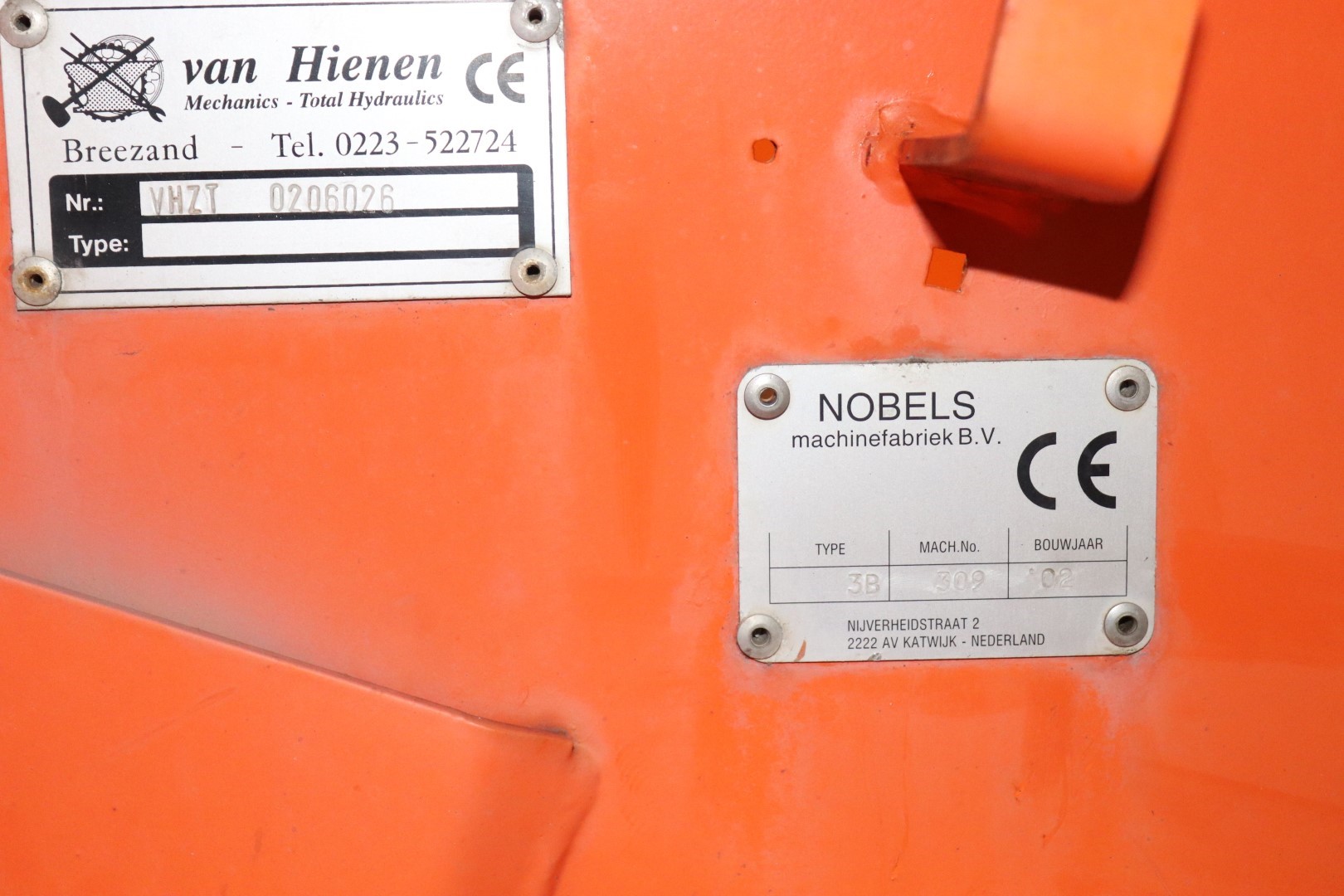 ��������� ������ Nobels 3B � ���������� �����������