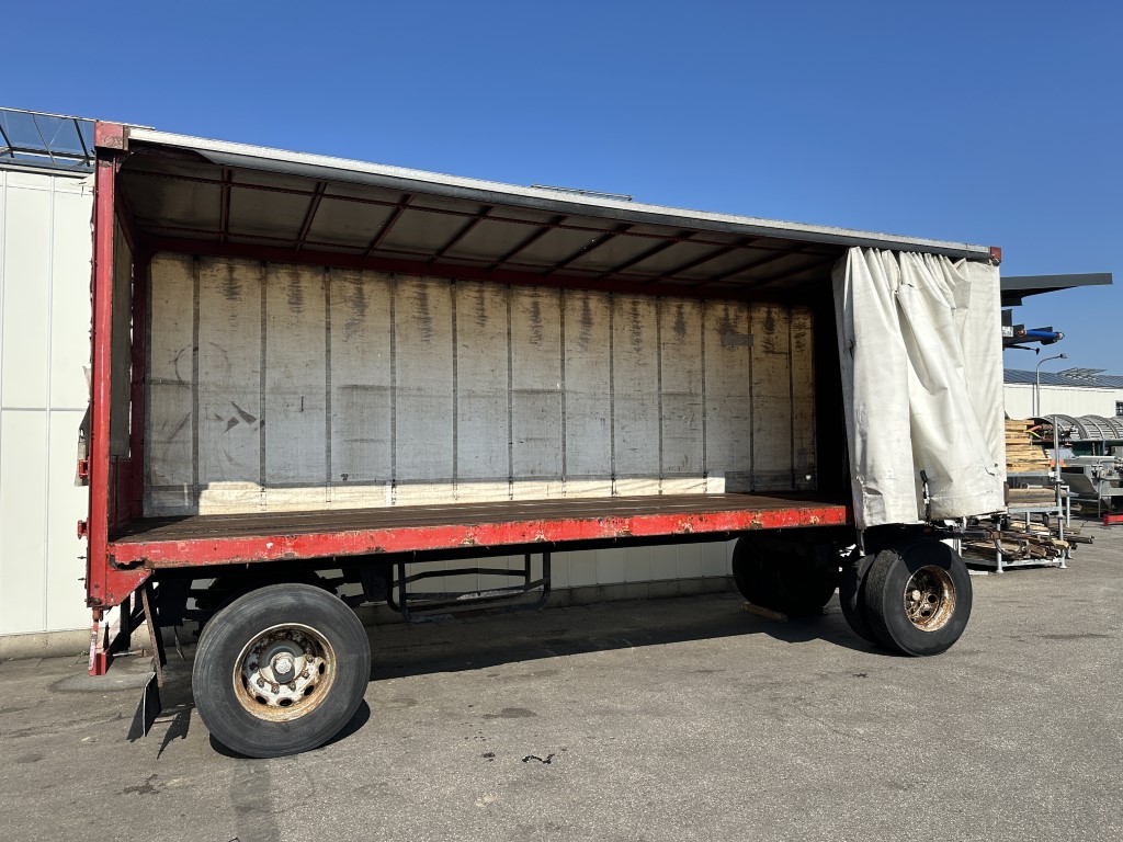 Прицеп для сбора урожая 735 x 245 см, 20 тонн