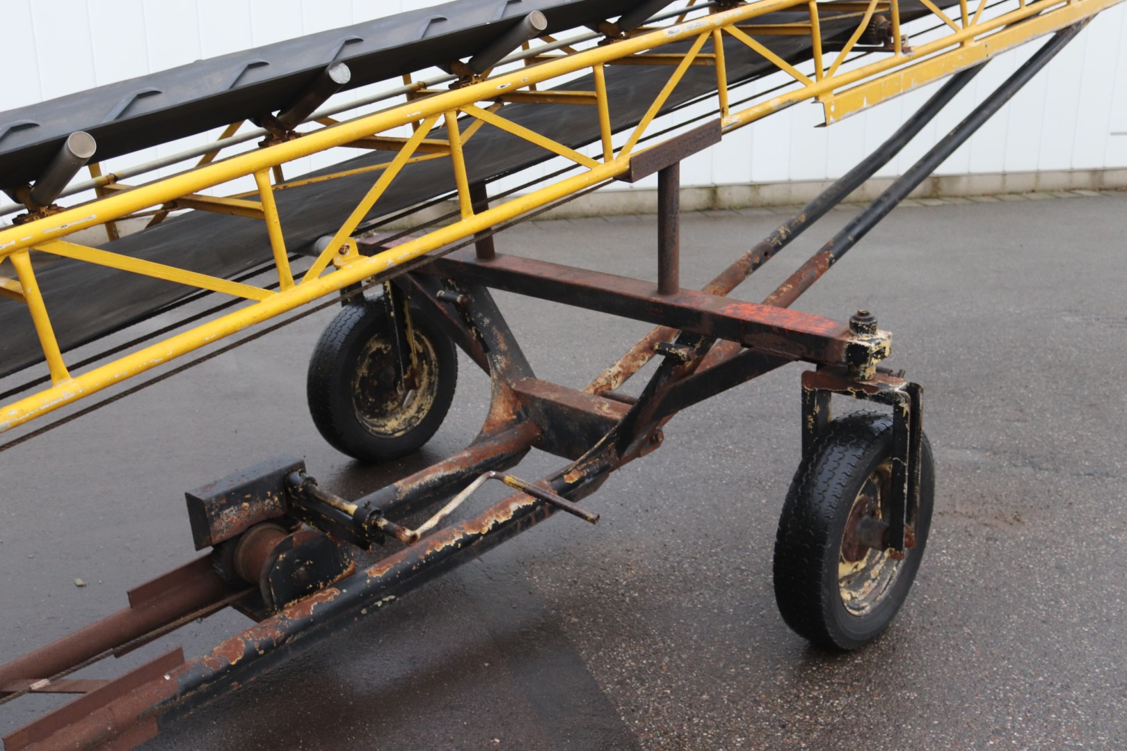 Beerepoot Elevator conveyor 13,3 meter