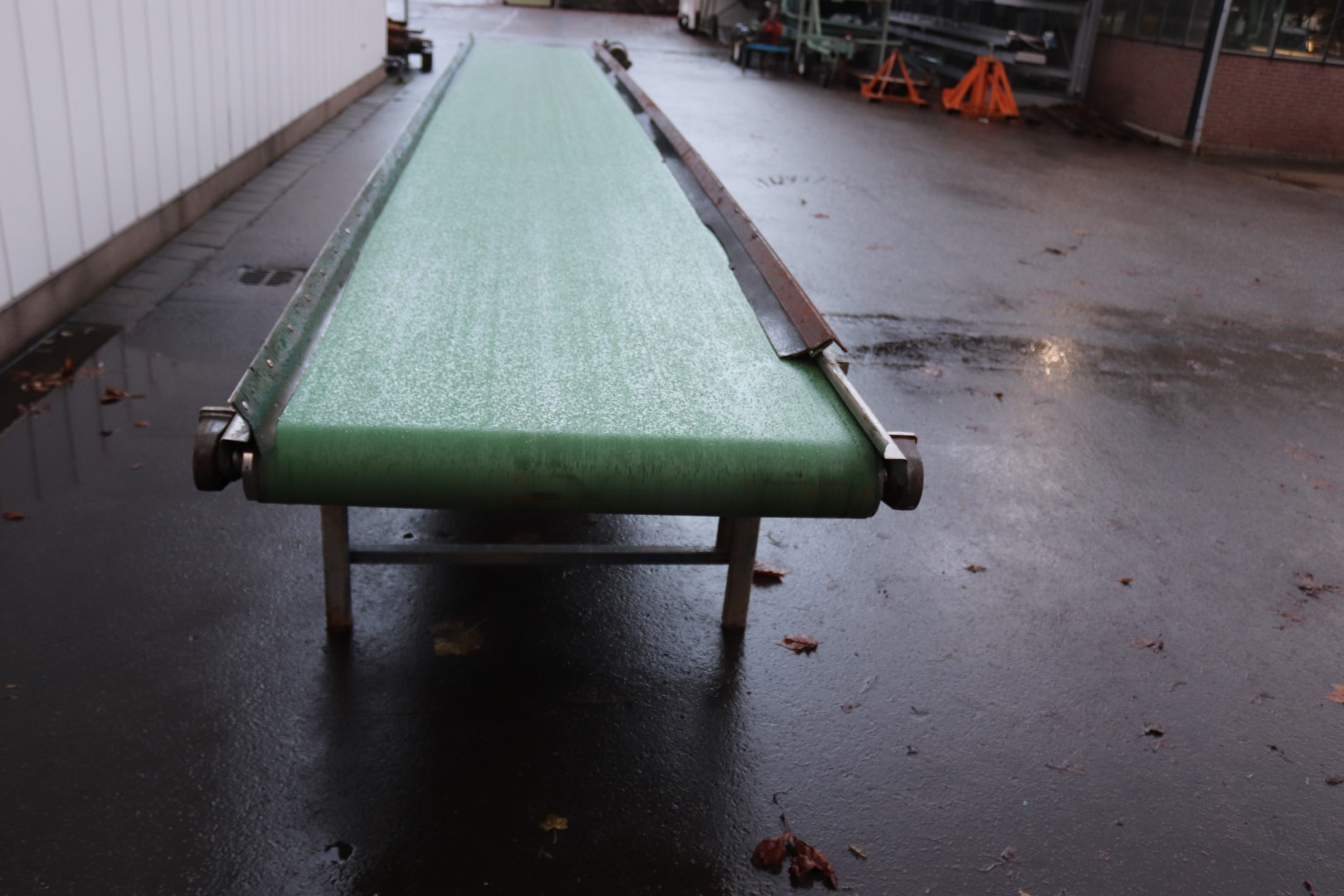 Conveyor 840 x 97 cm