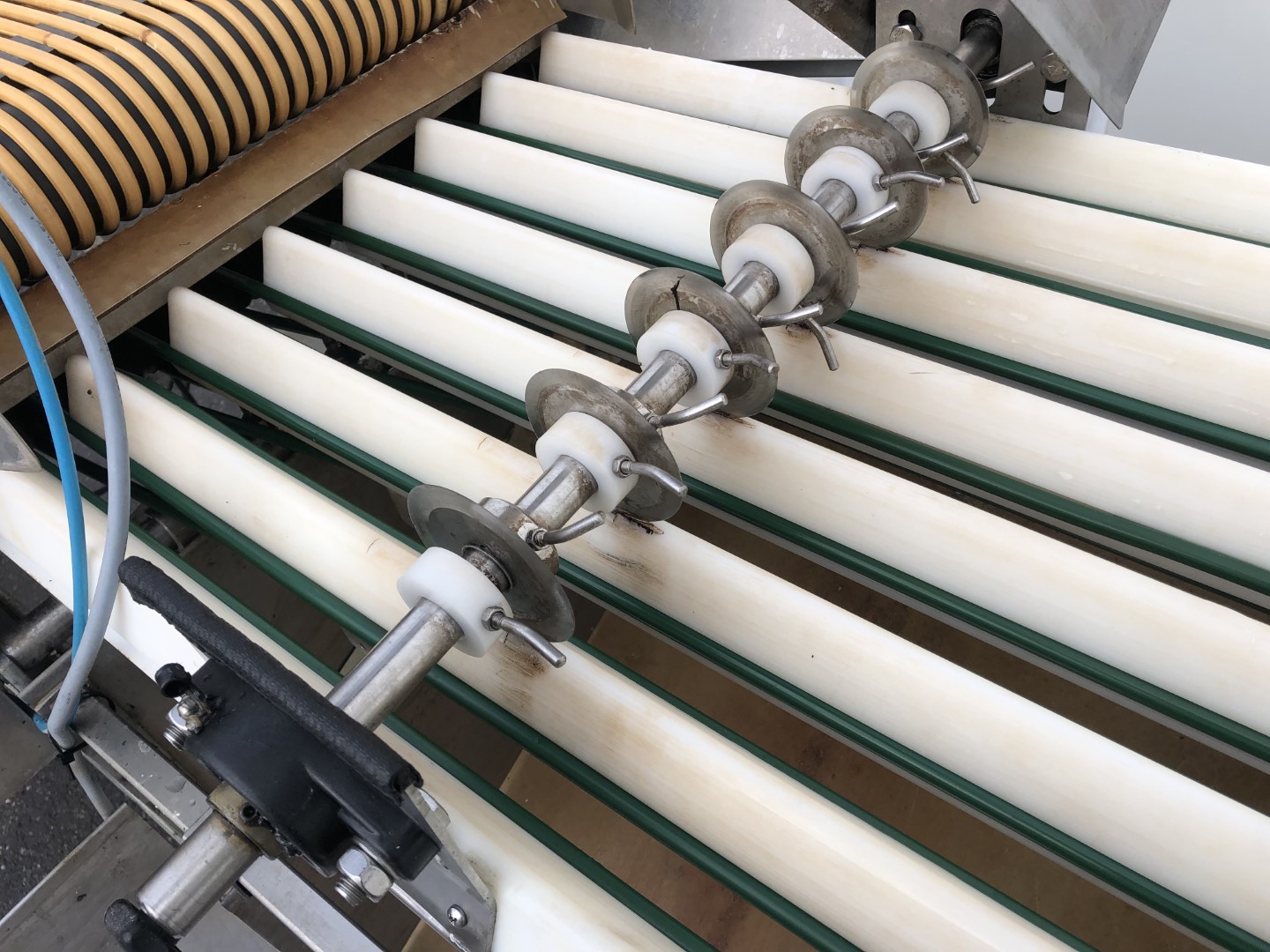 Машина для сортировки вишни Siegwald Select L с отводными стропами
