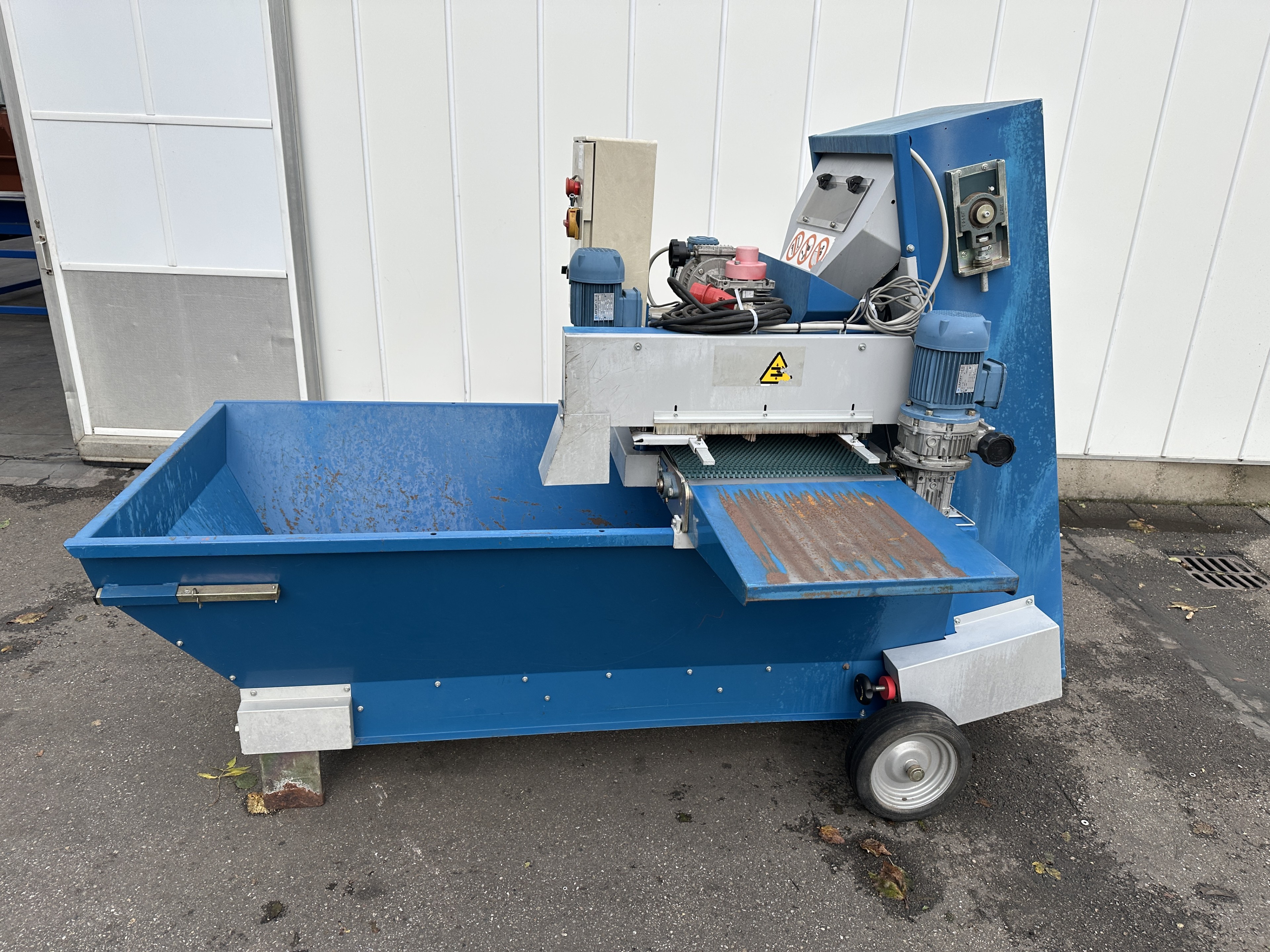 Visser EC40 Наполнитель кассет торфом